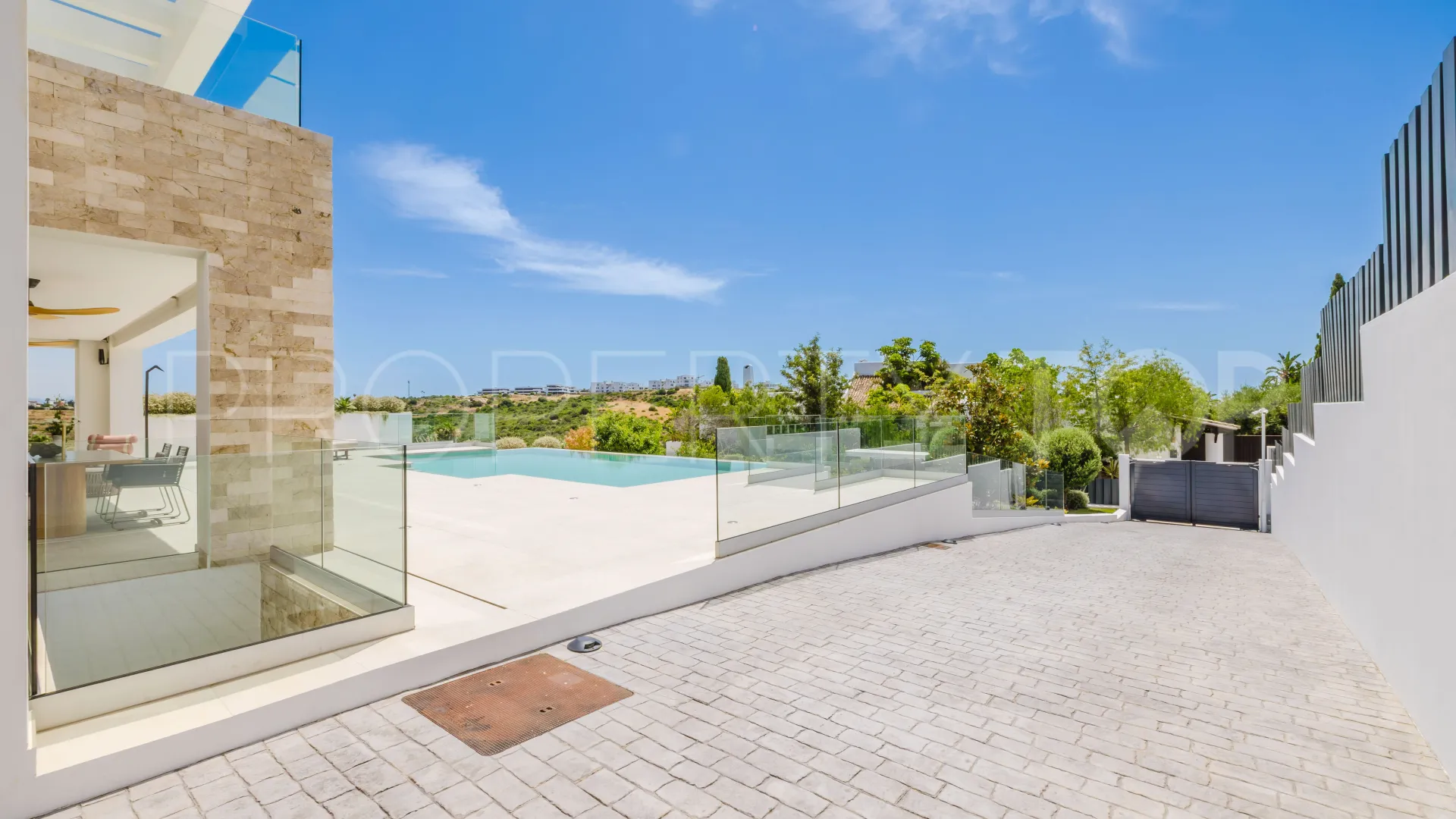 Casares Golf villa for sale
