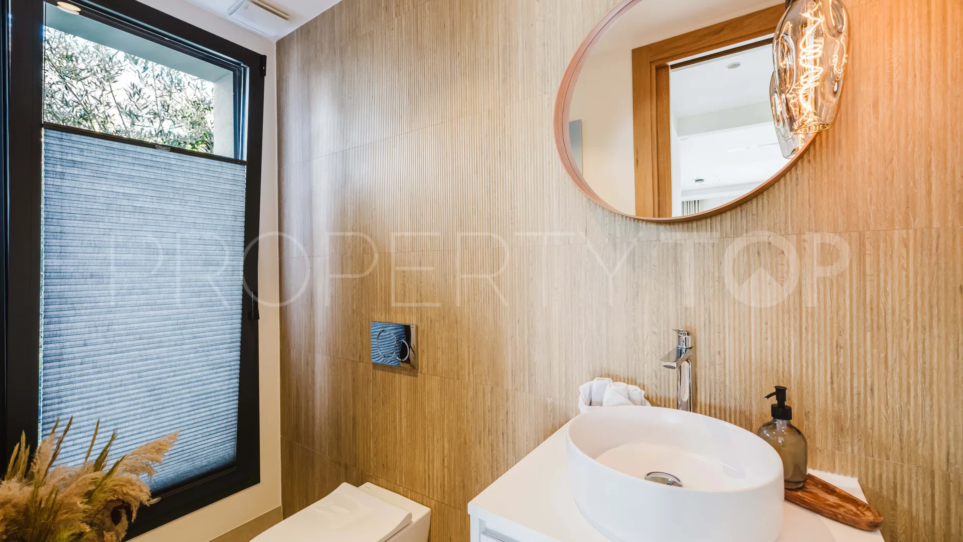 Casares Golf villa for sale