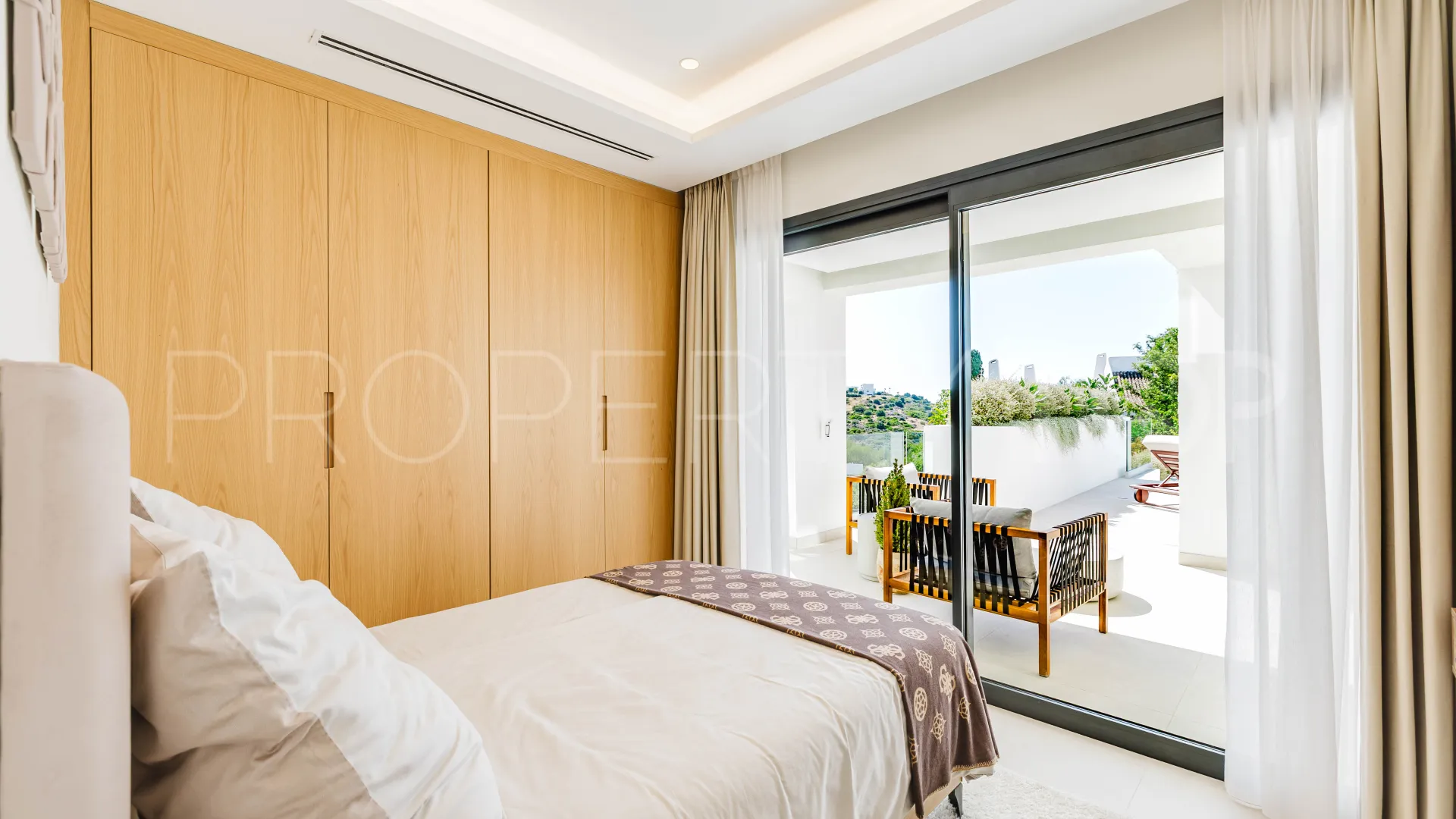 Casares Golf villa for sale