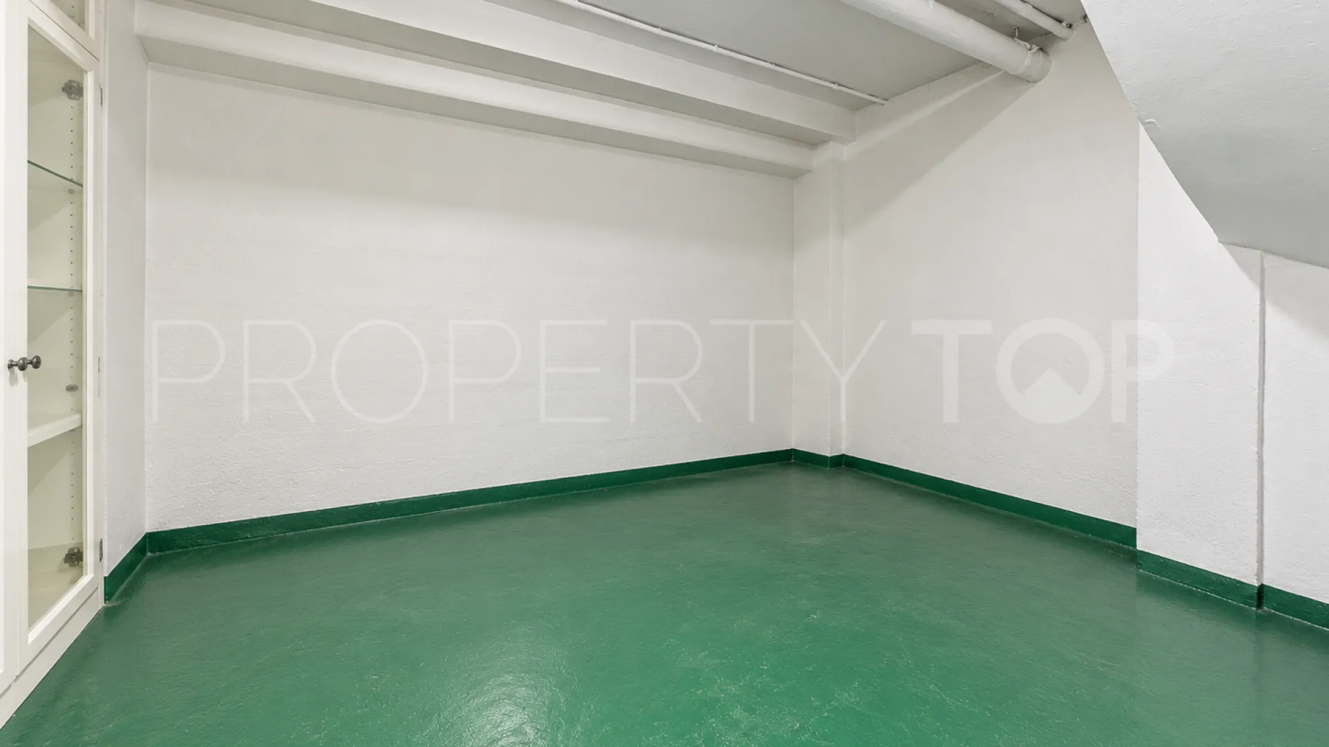 Town house for sale in Malaga
