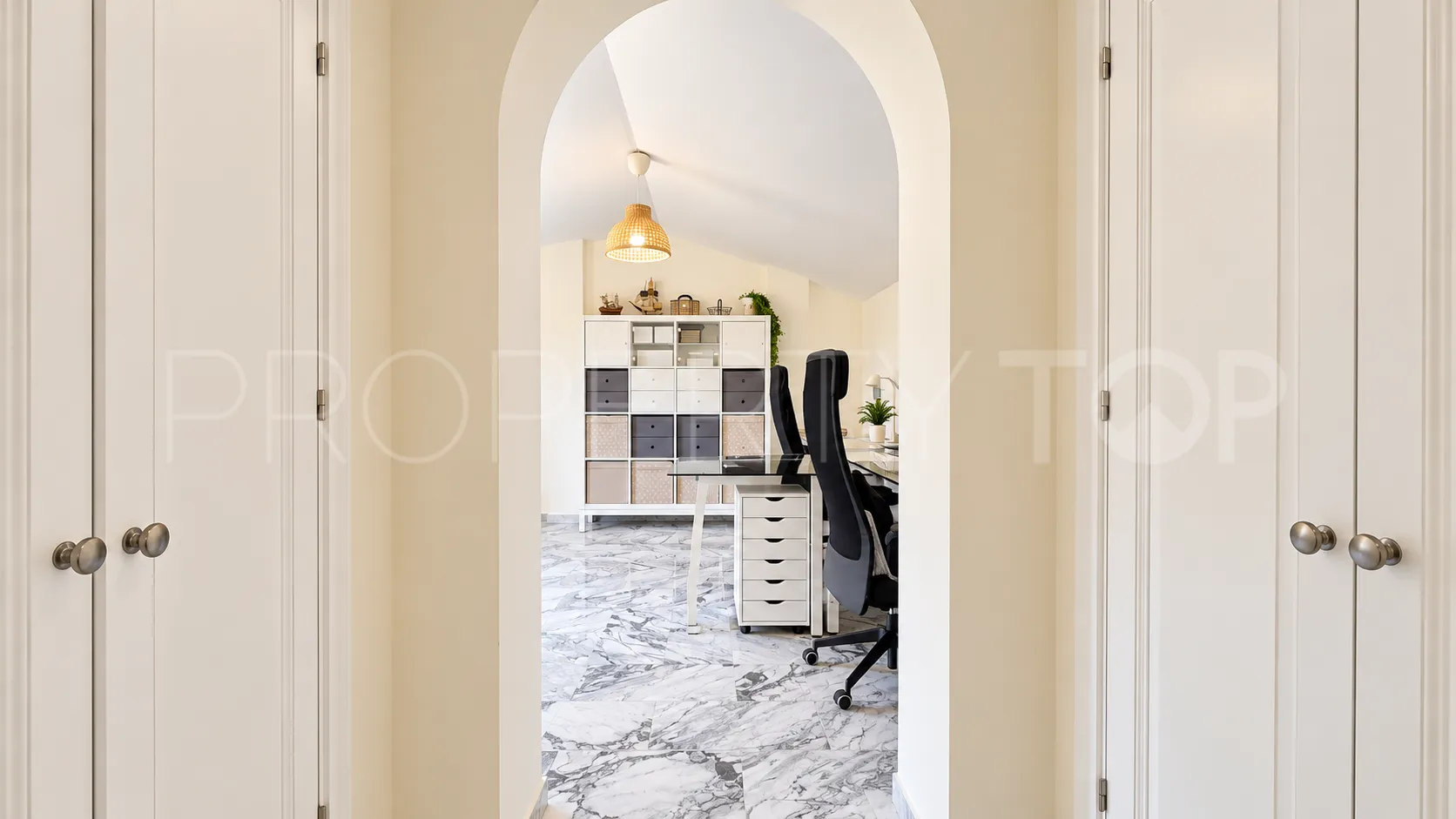 Town house for sale in Malaga