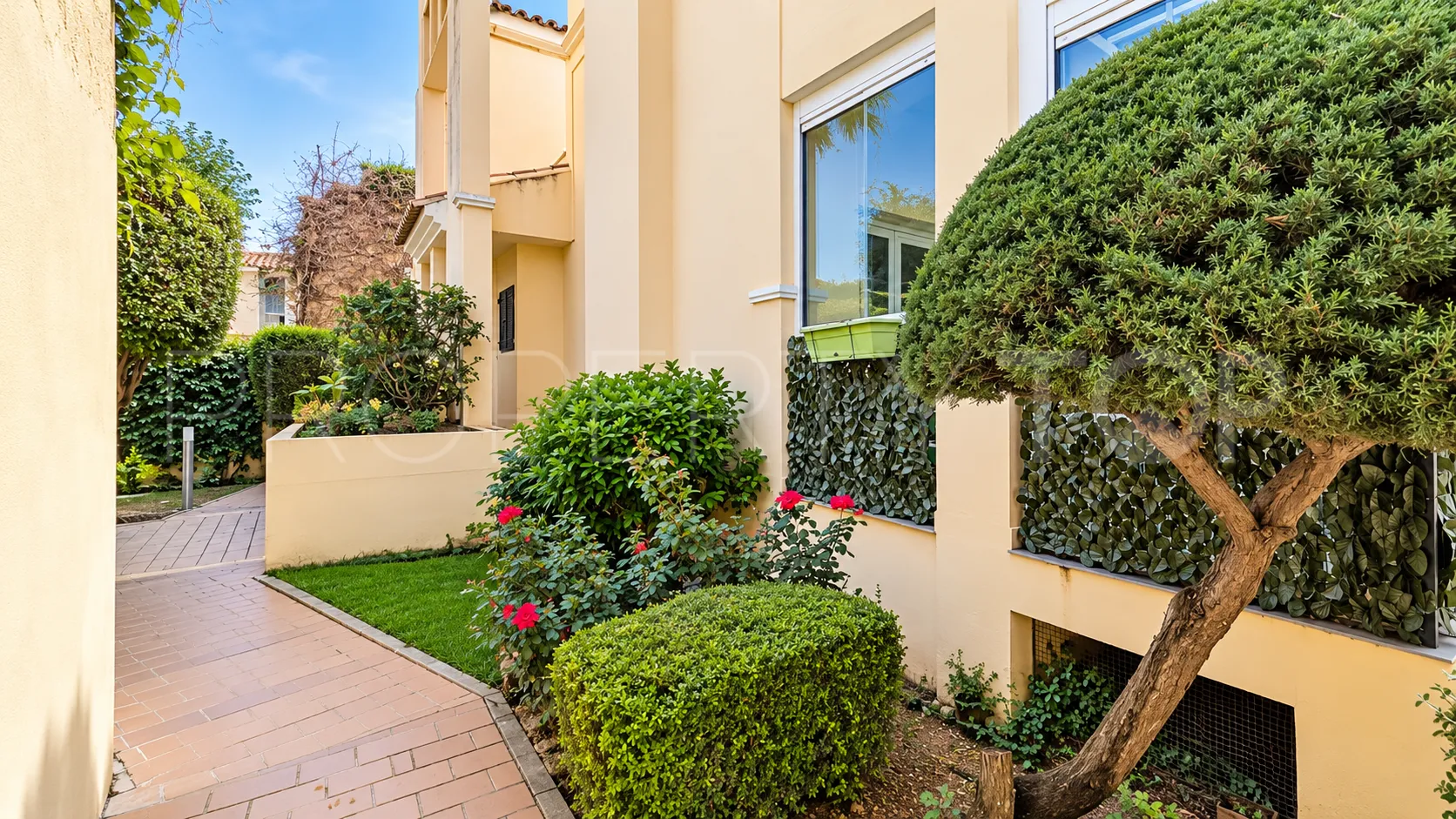 Town house for sale in Malaga