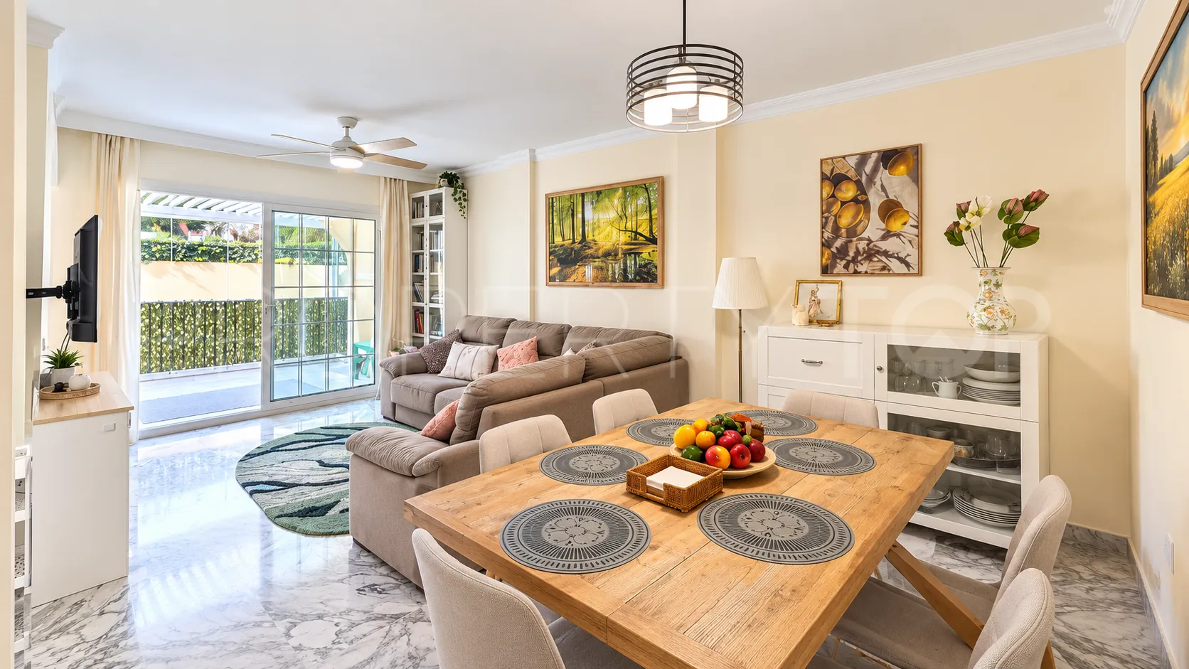 Town house for sale in Malaga