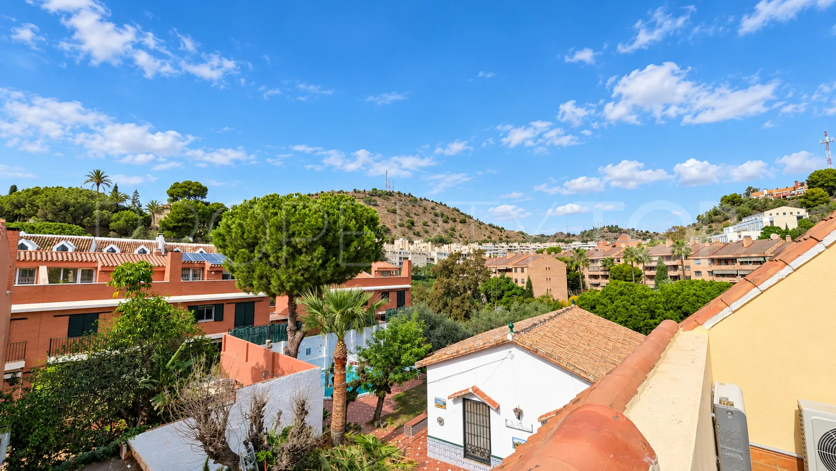 Town house for sale in Malaga
