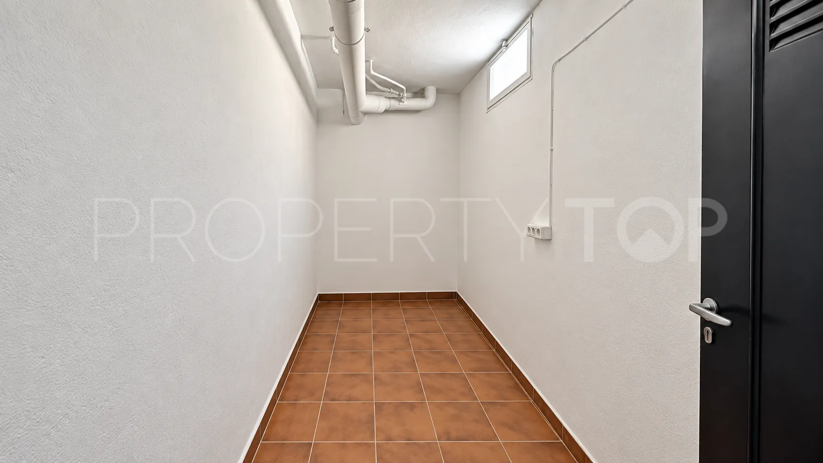 Town house for sale in Malaga
