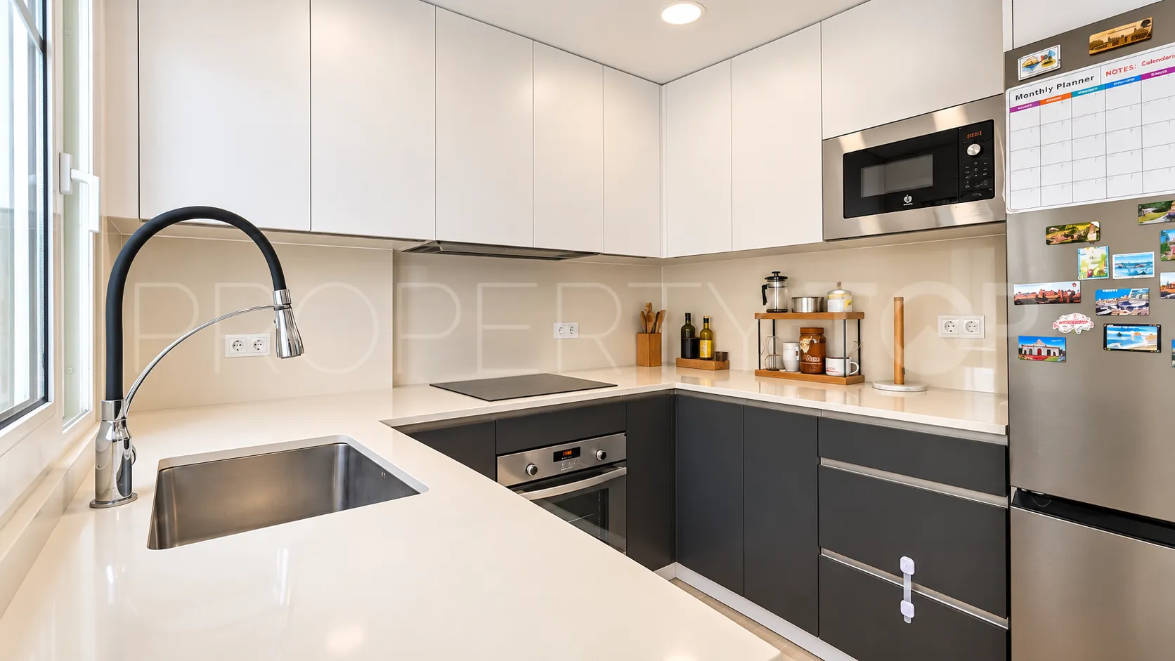 Town house for sale in Malaga
