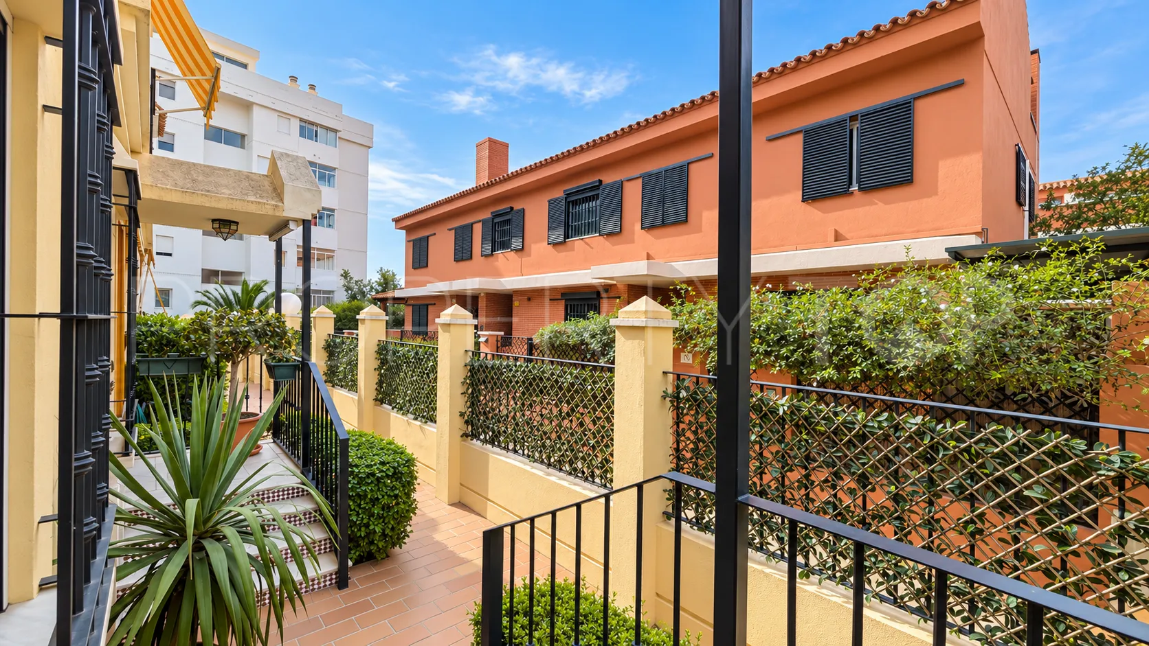 Town house for sale in Malaga