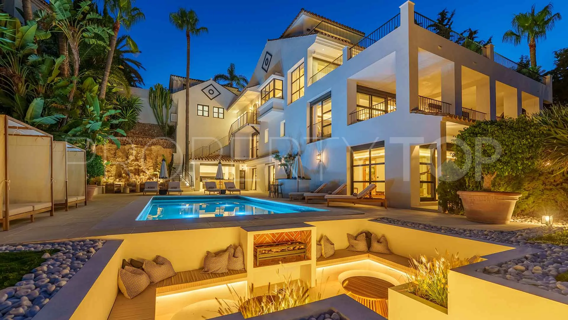 Nueva Andalucia, villa en venta con 6 dormitorios