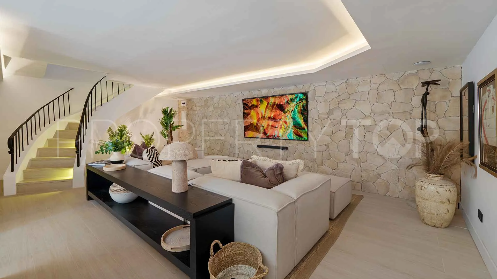 Nueva Andalucia, villa en venta con 6 dormitorios