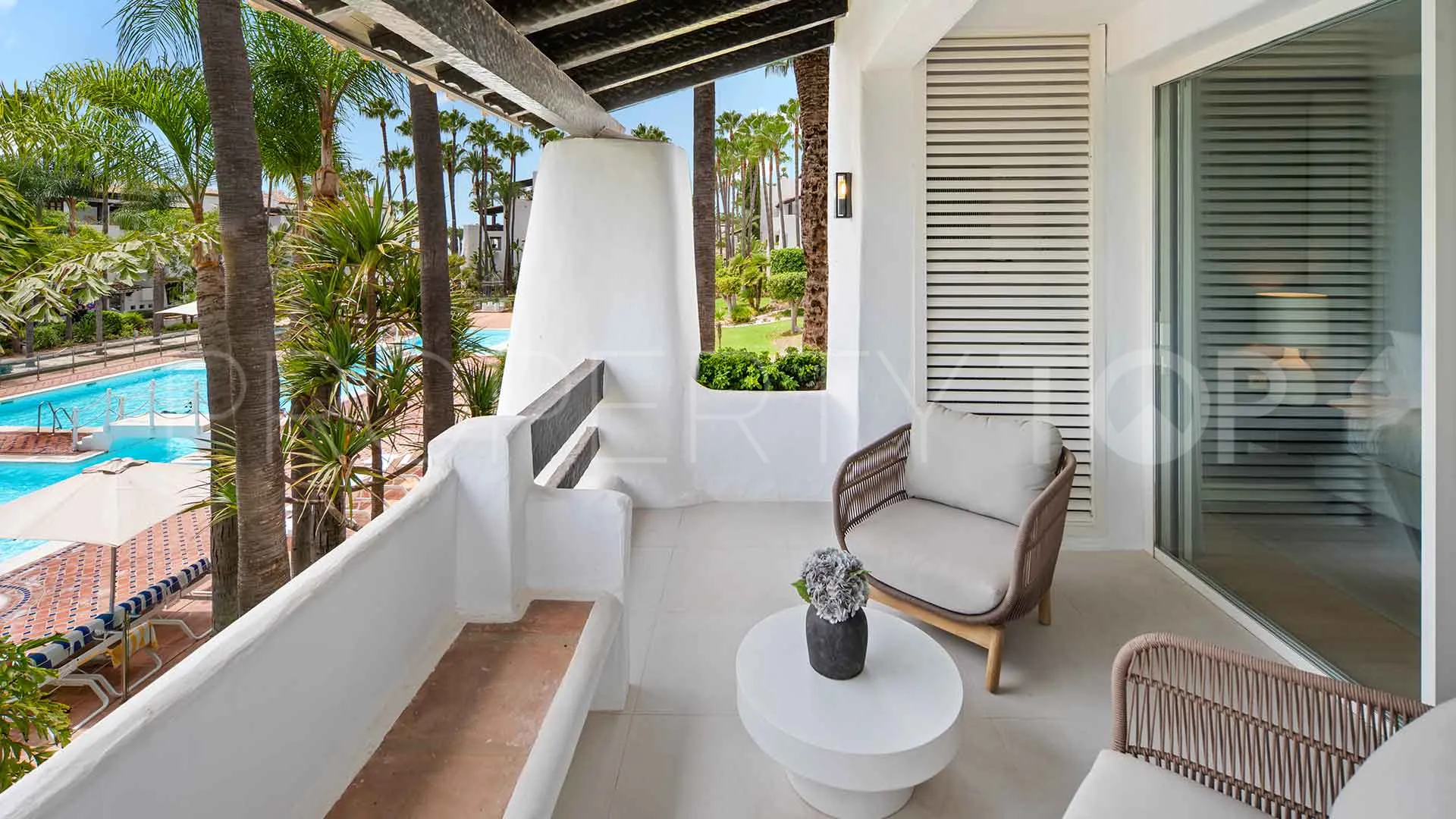 Marina Puente Romano 3 bedrooms apartment for sale