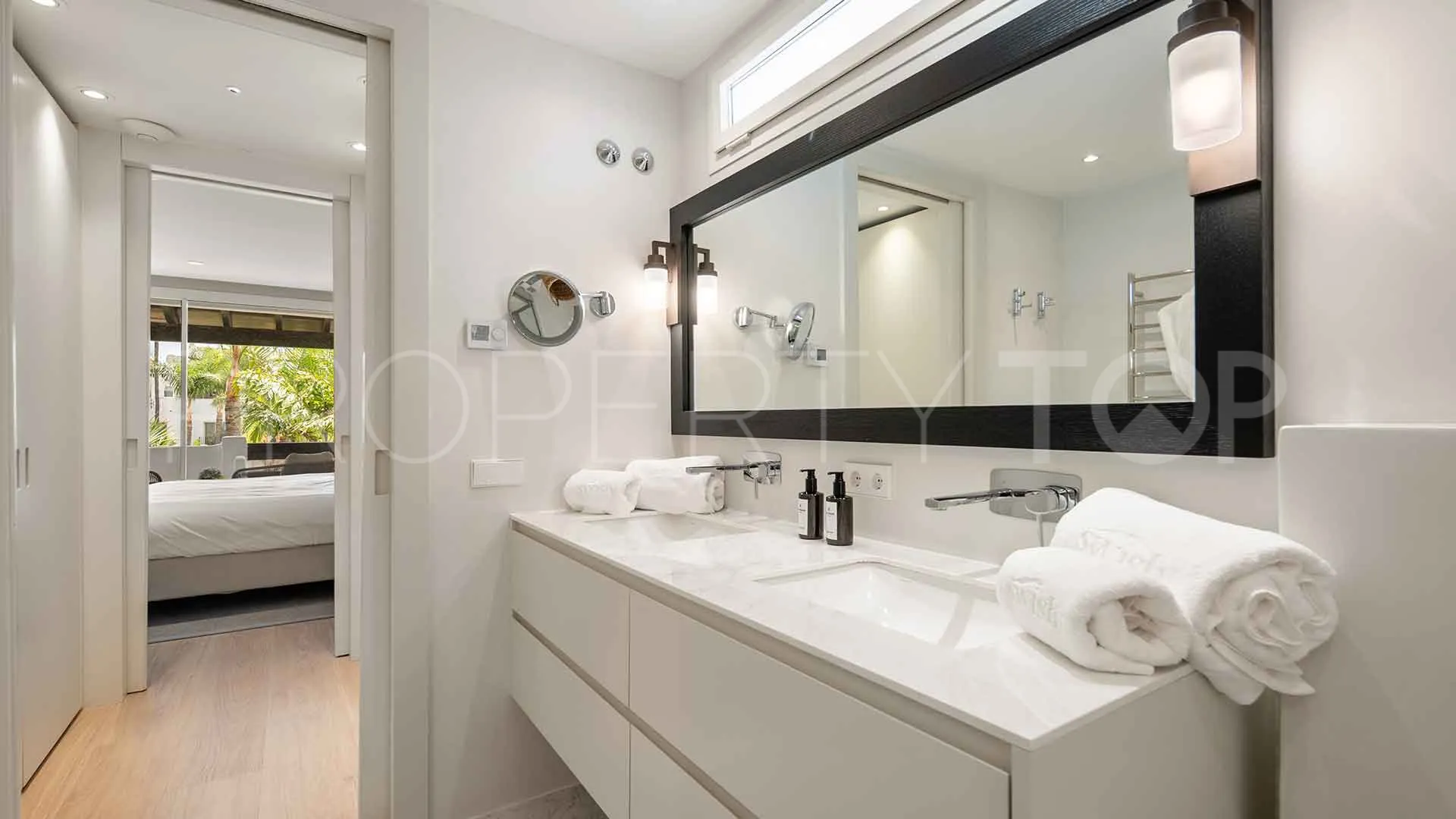 Marina Puente Romano 3 bedrooms apartment for sale