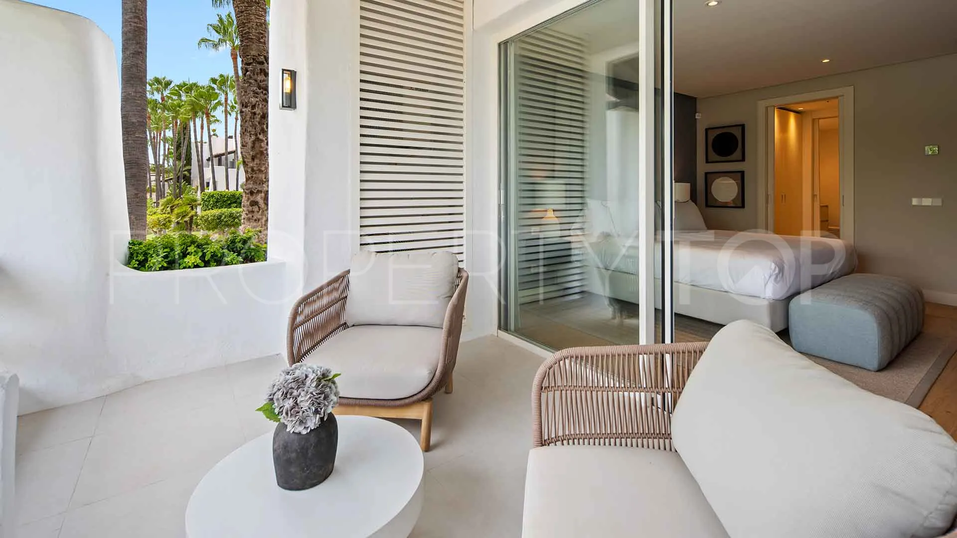 Marina Puente Romano 3 bedrooms apartment for sale