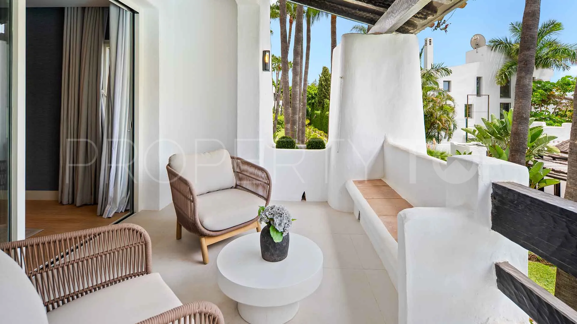 Marina Puente Romano 3 bedrooms apartment for sale