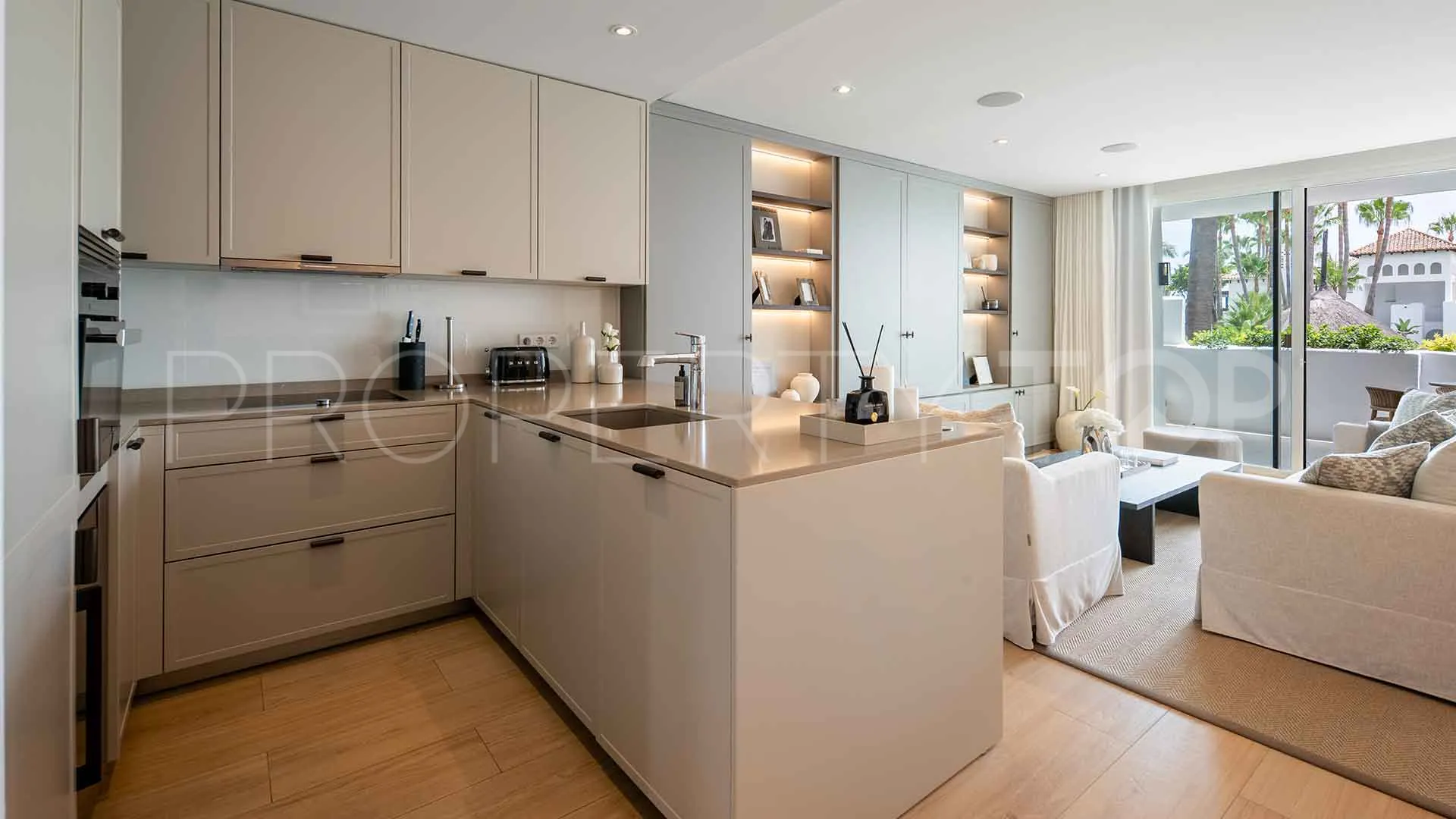 Marina Puente Romano 3 bedrooms apartment for sale