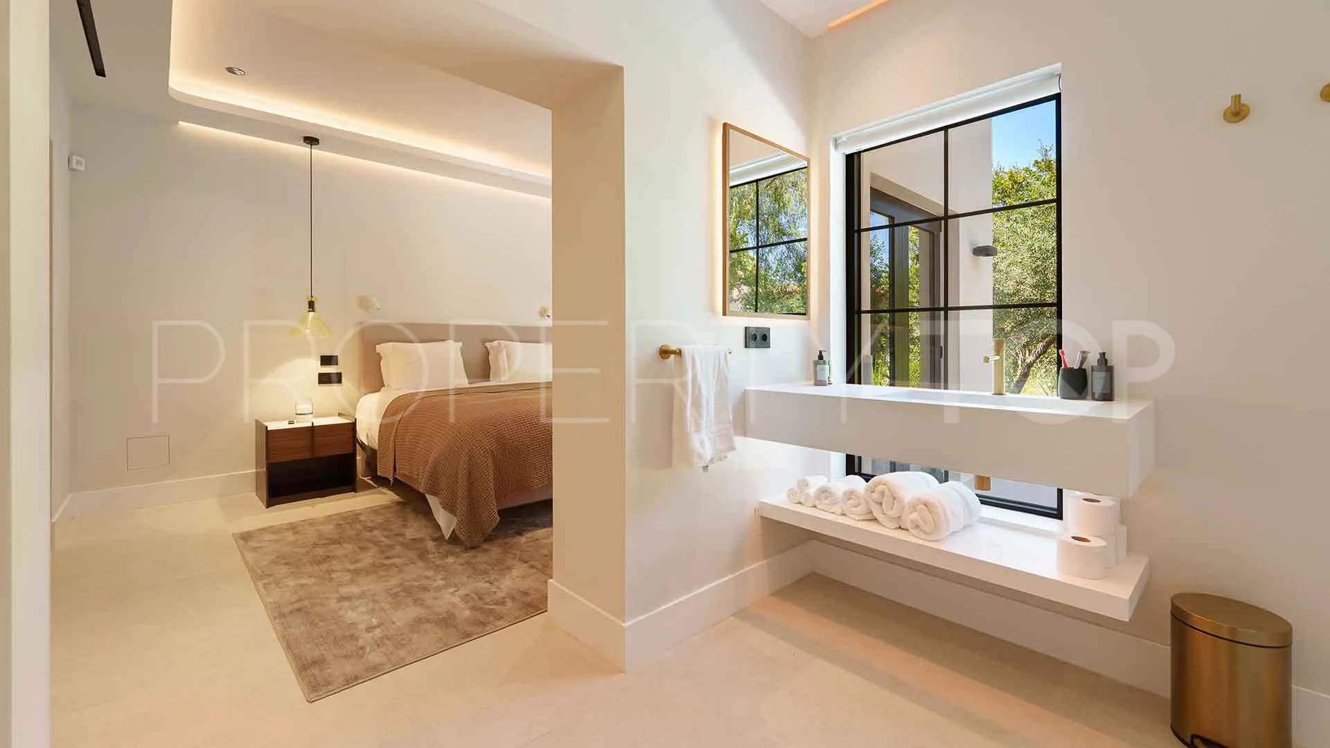 5 bedrooms villa for sale in Marbella - Puerto Banus