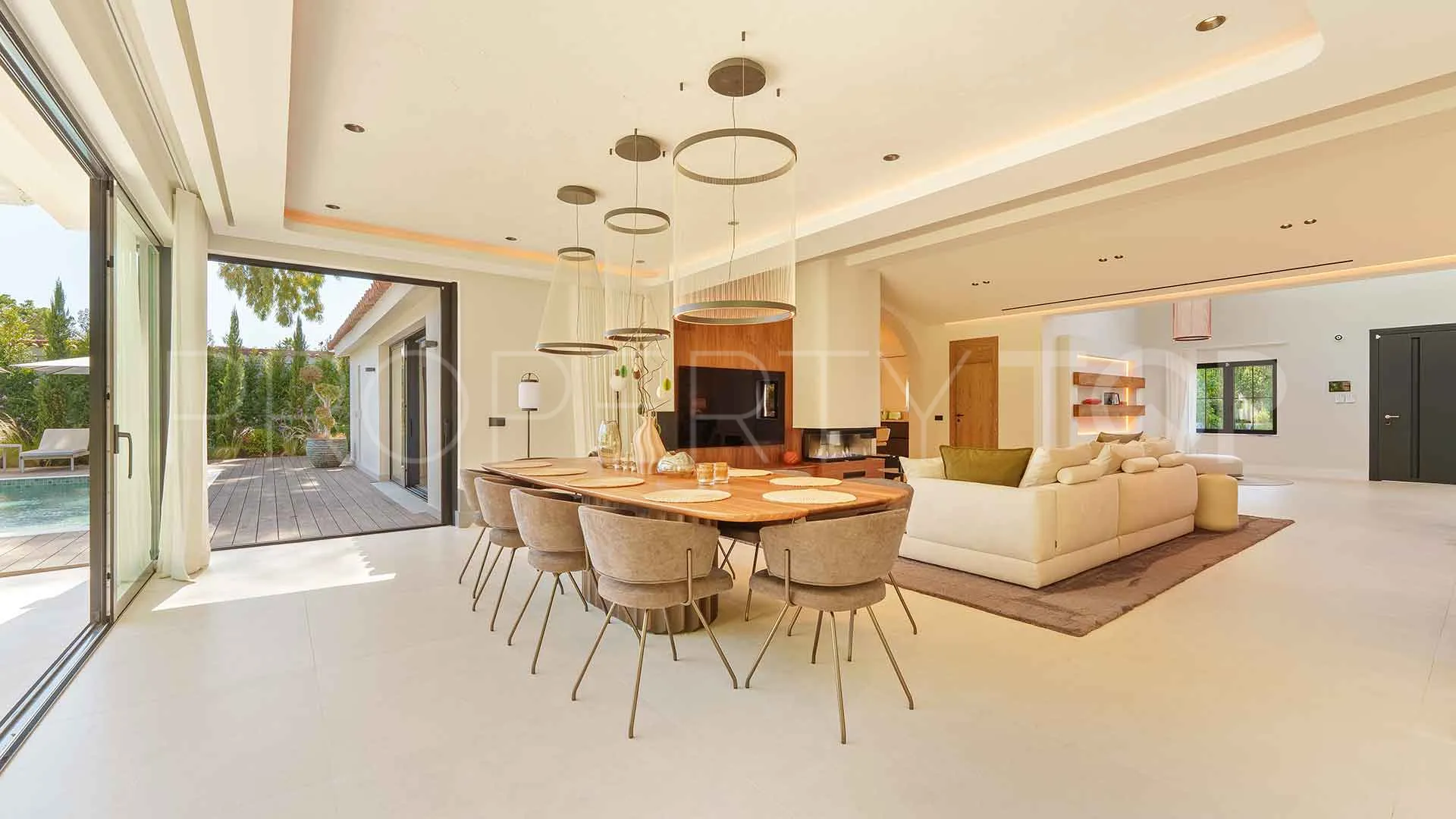 5 bedrooms villa for sale in Marbella - Puerto Banus