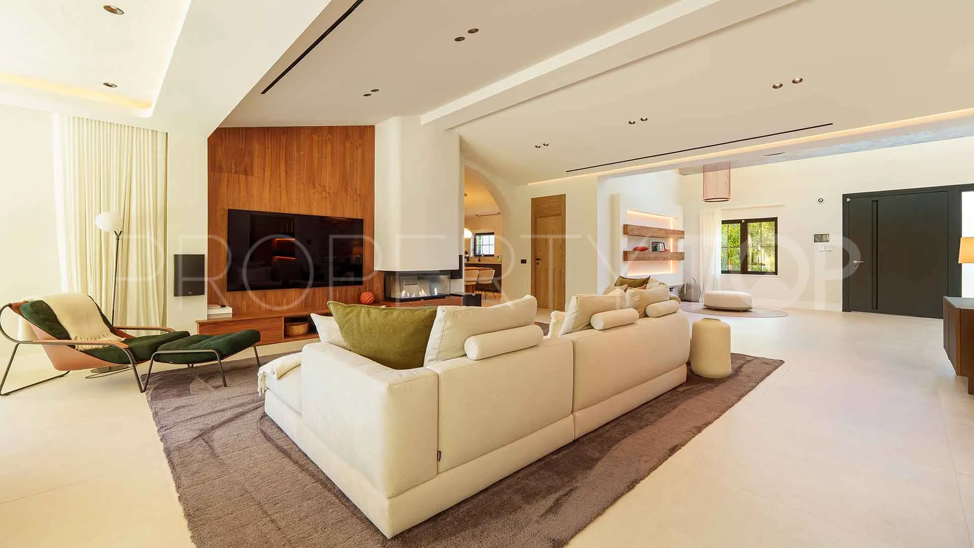 5 bedrooms villa for sale in Marbella - Puerto Banus