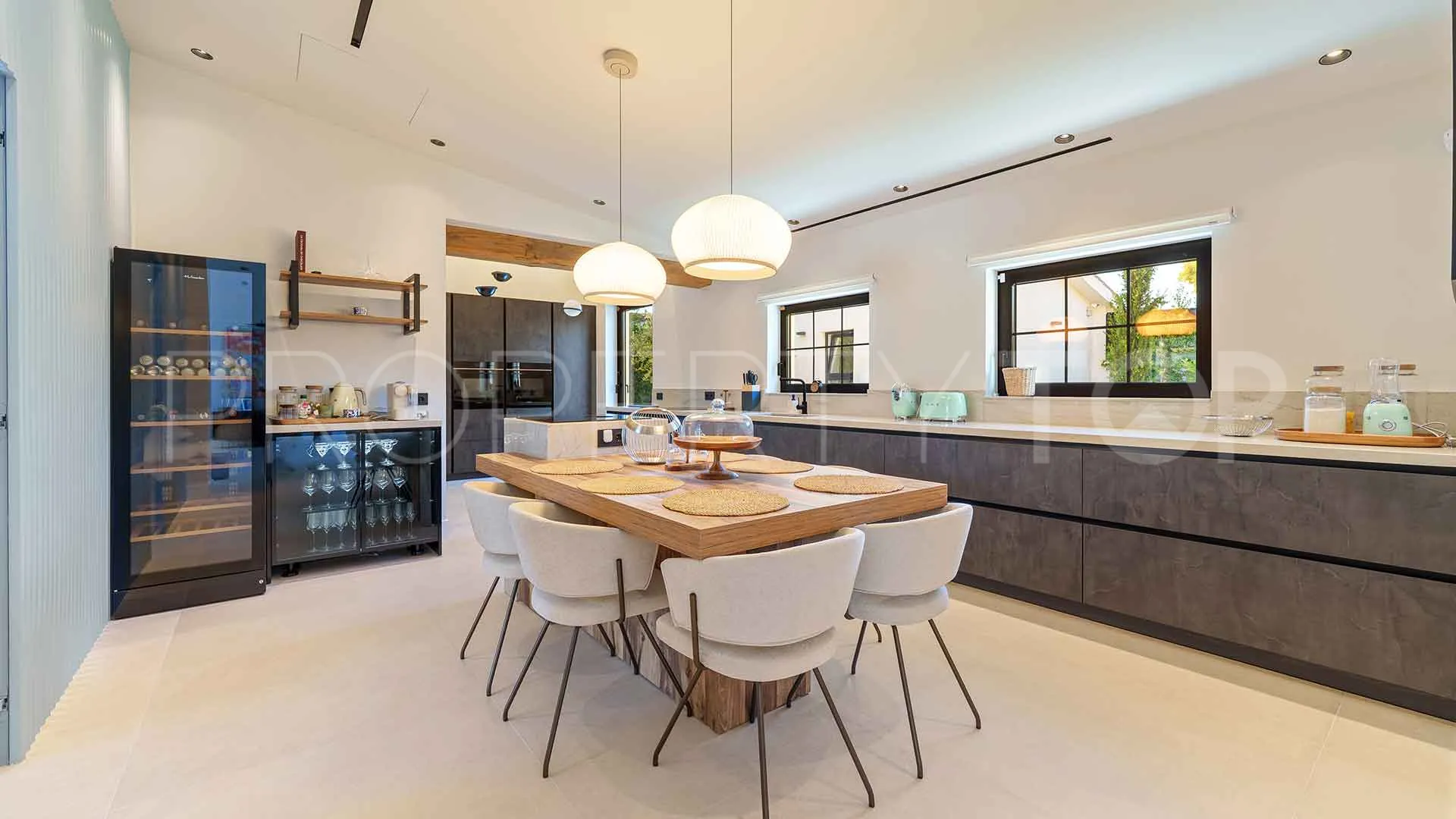 5 bedrooms villa for sale in Marbella - Puerto Banus