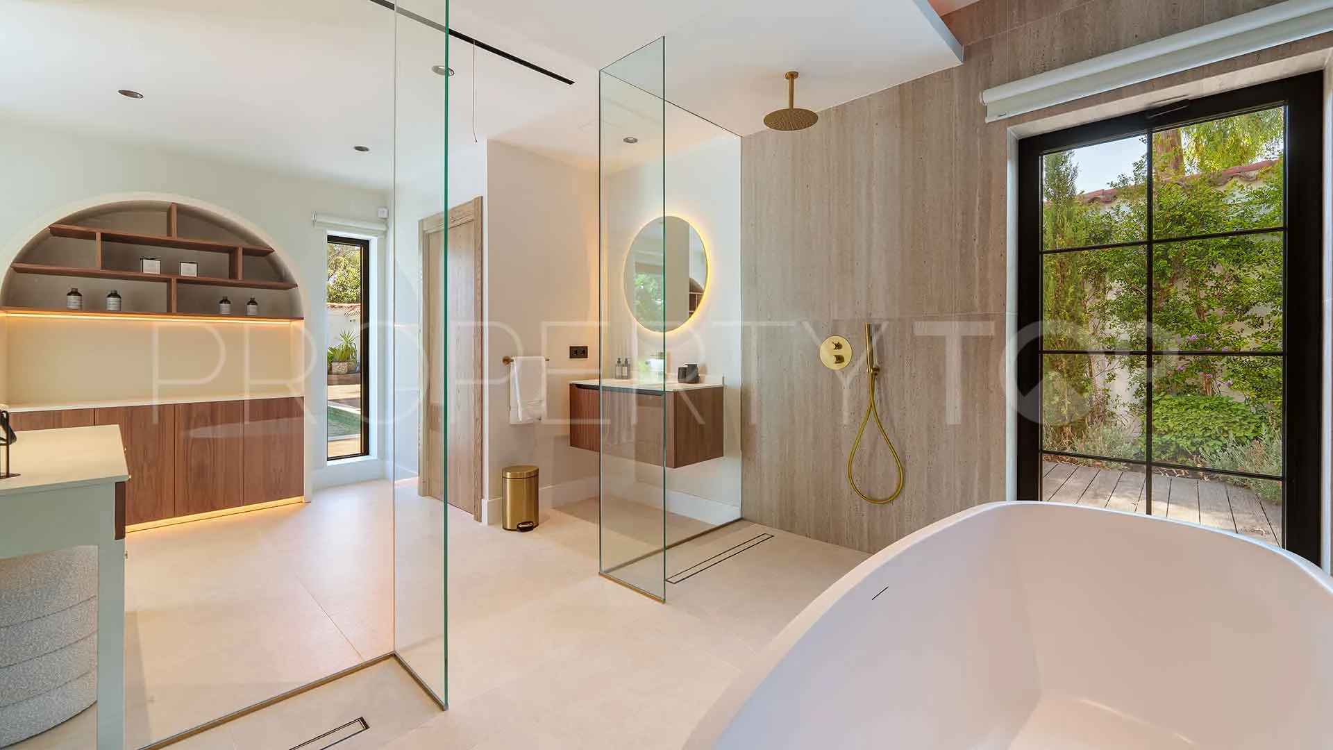 5 bedrooms villa for sale in Marbella - Puerto Banus