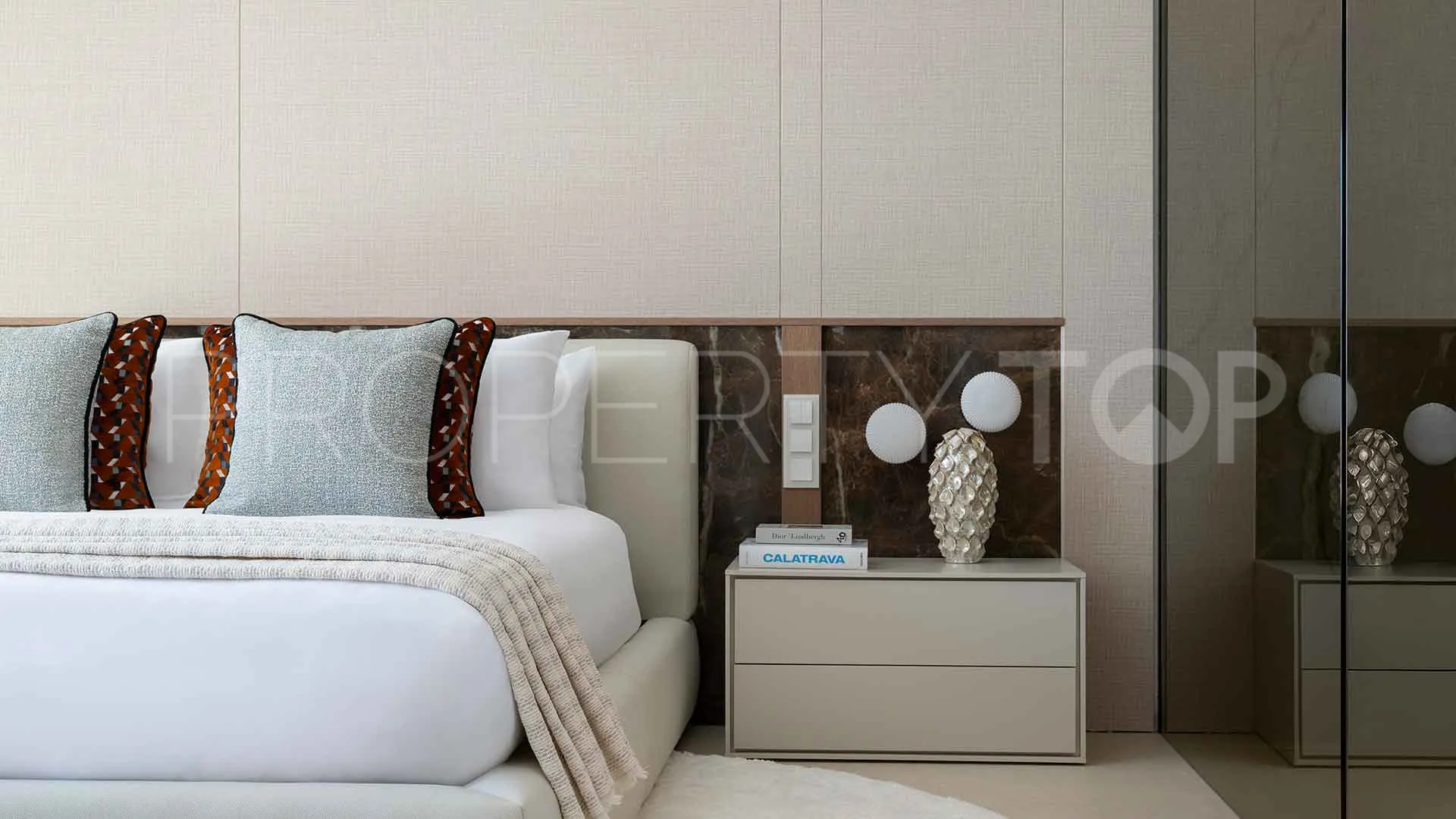 For sale 3 bedrooms penthouse in Dominion Beach