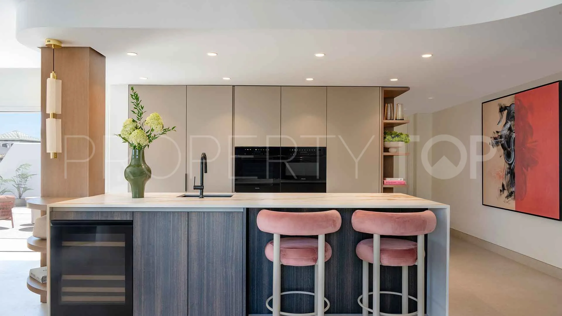 For sale 3 bedrooms penthouse in Dominion Beach