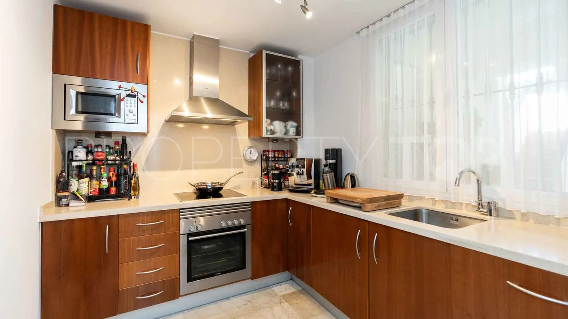Apartamento en venta en Los Almendros