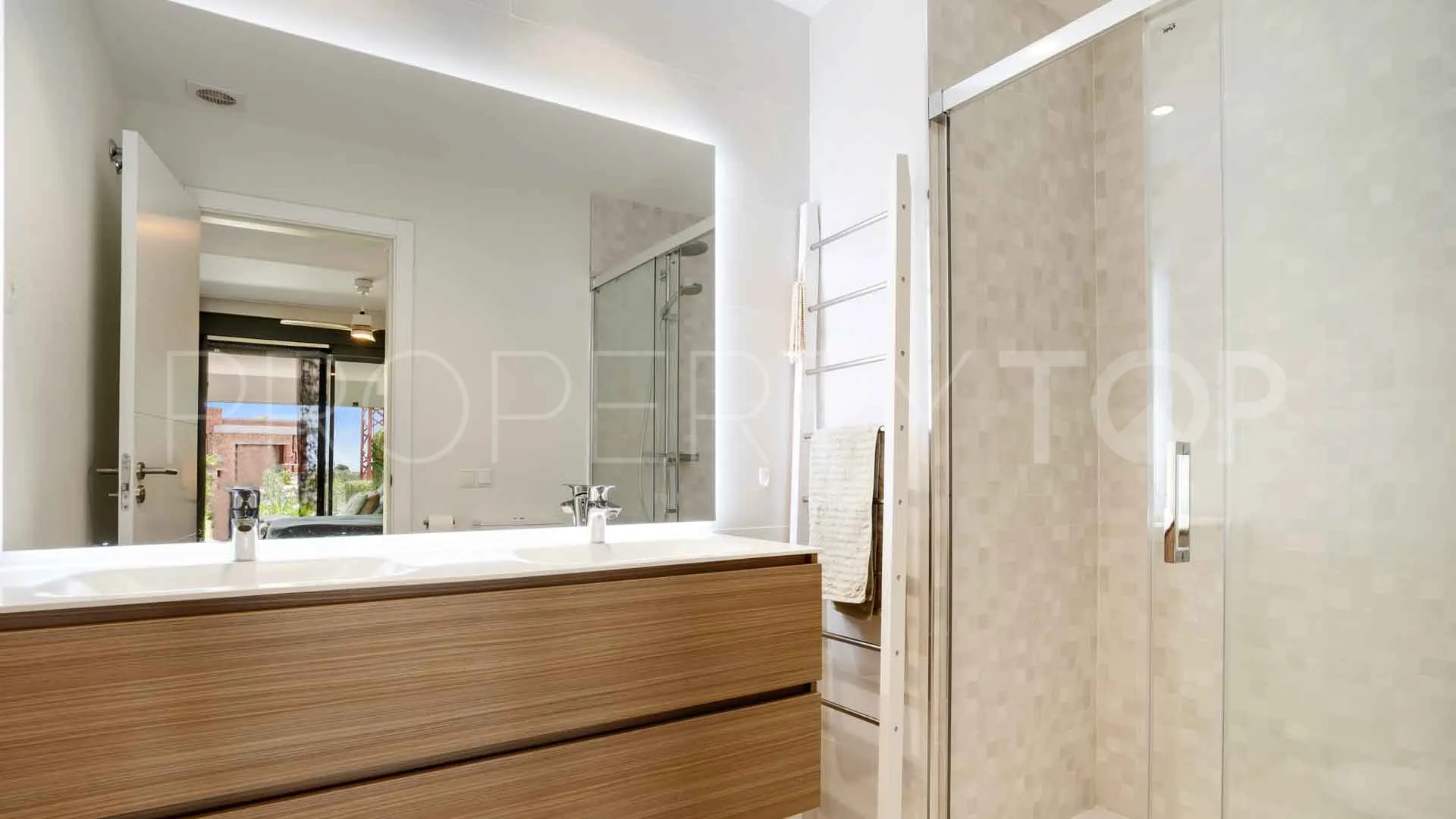 Estepona, apartamento en venta de 2 dormitorios