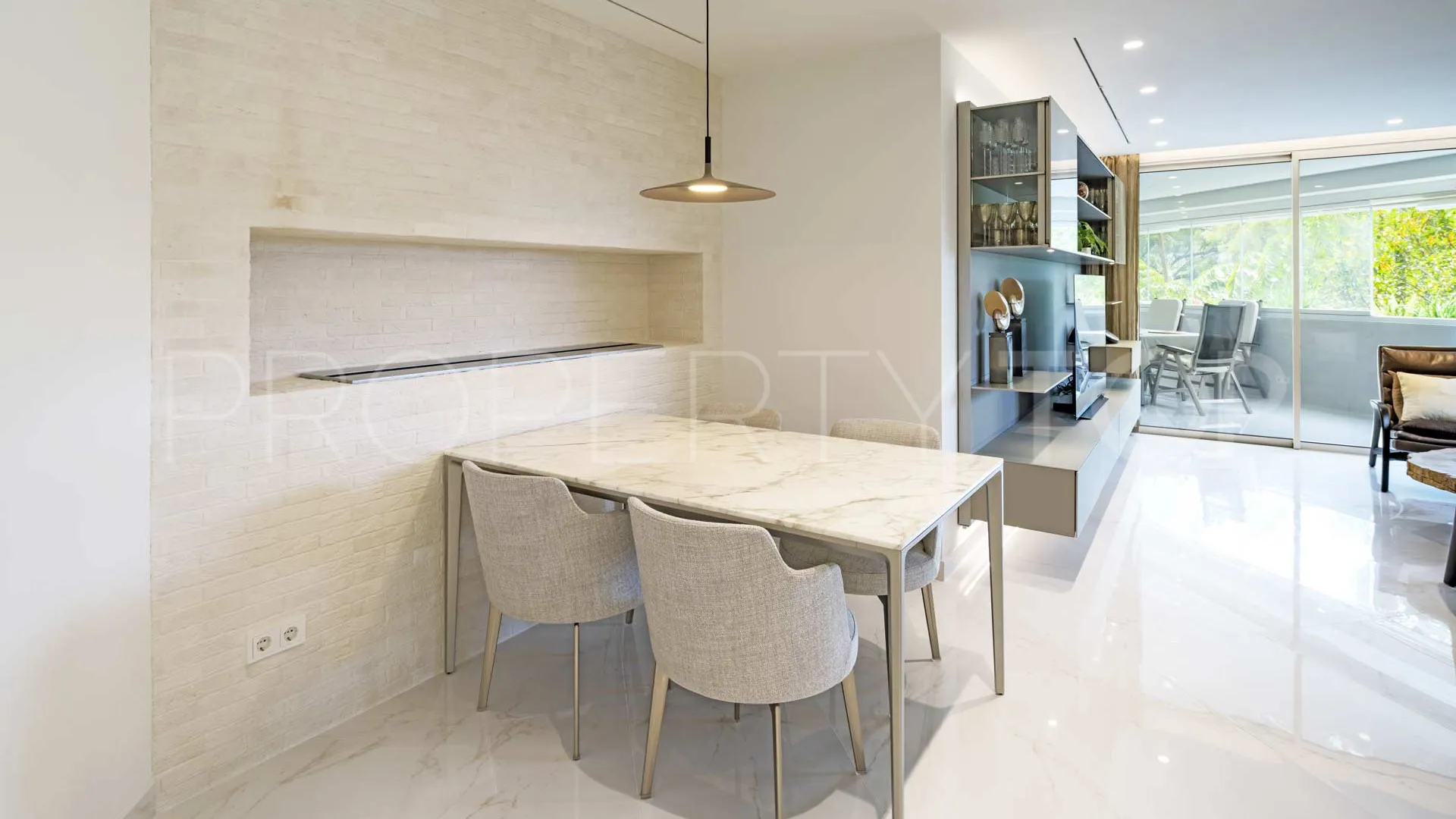 Se vende apartamento en Jardín del Mediterráneo