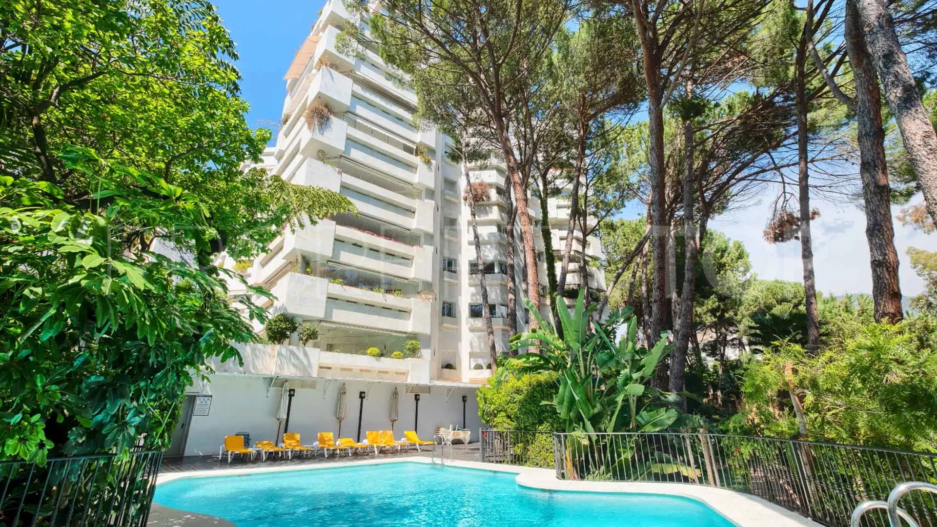 Se vende apartamento en Jardín del Mediterráneo