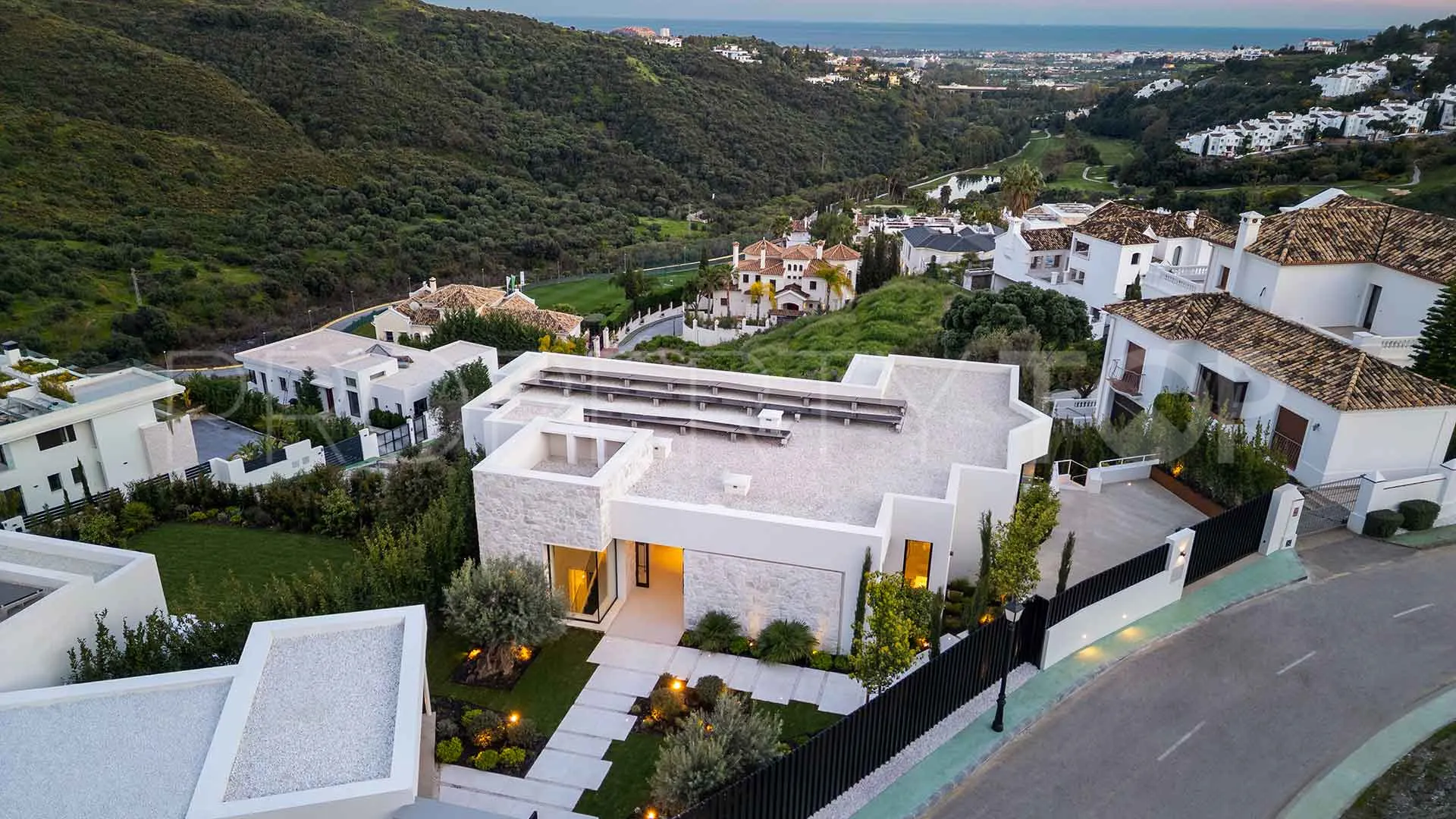 Villa for sale in Lomas de La Quinta with 6 bedrooms