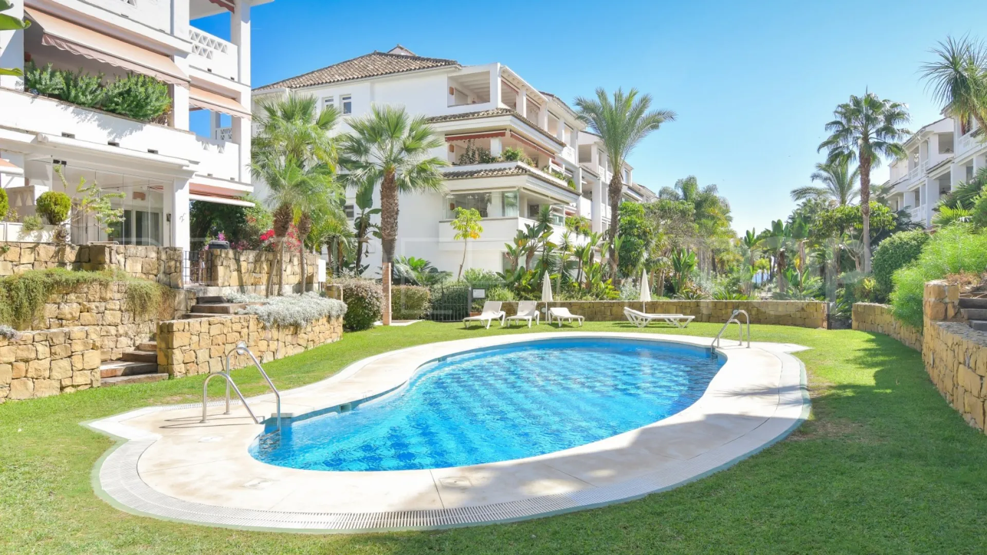 For sale Las Cañas Beach penthouse