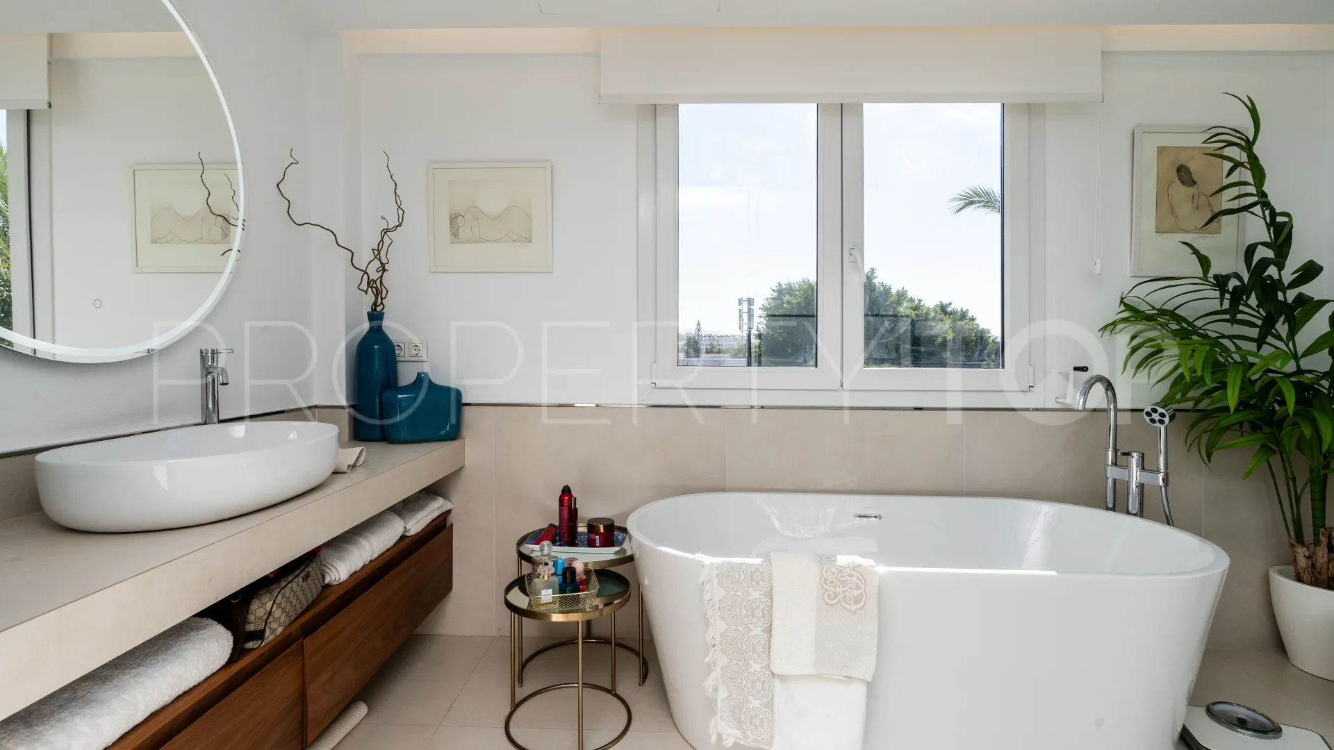 For sale Las Cañas Beach penthouse