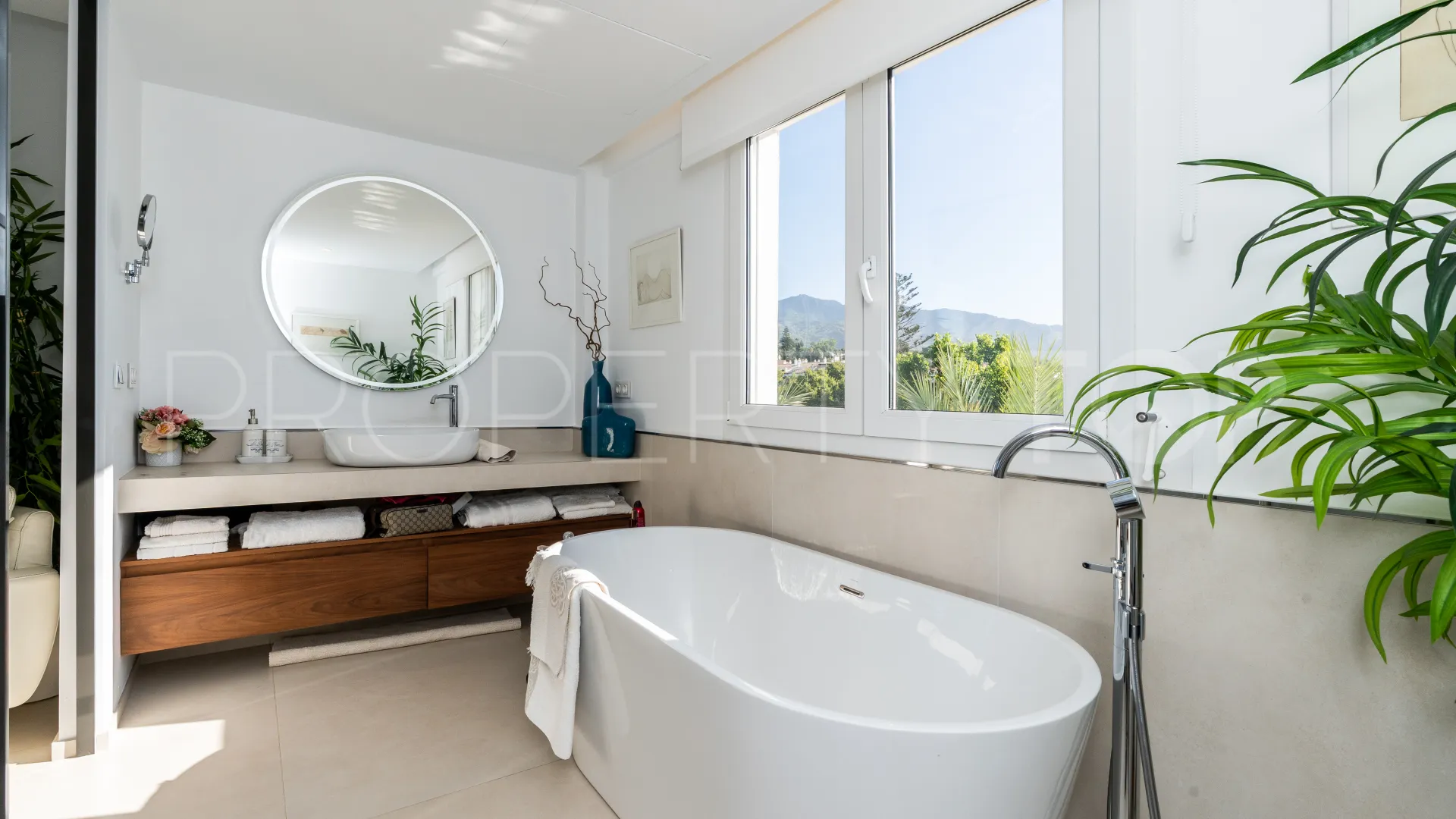 For sale Las Cañas Beach penthouse