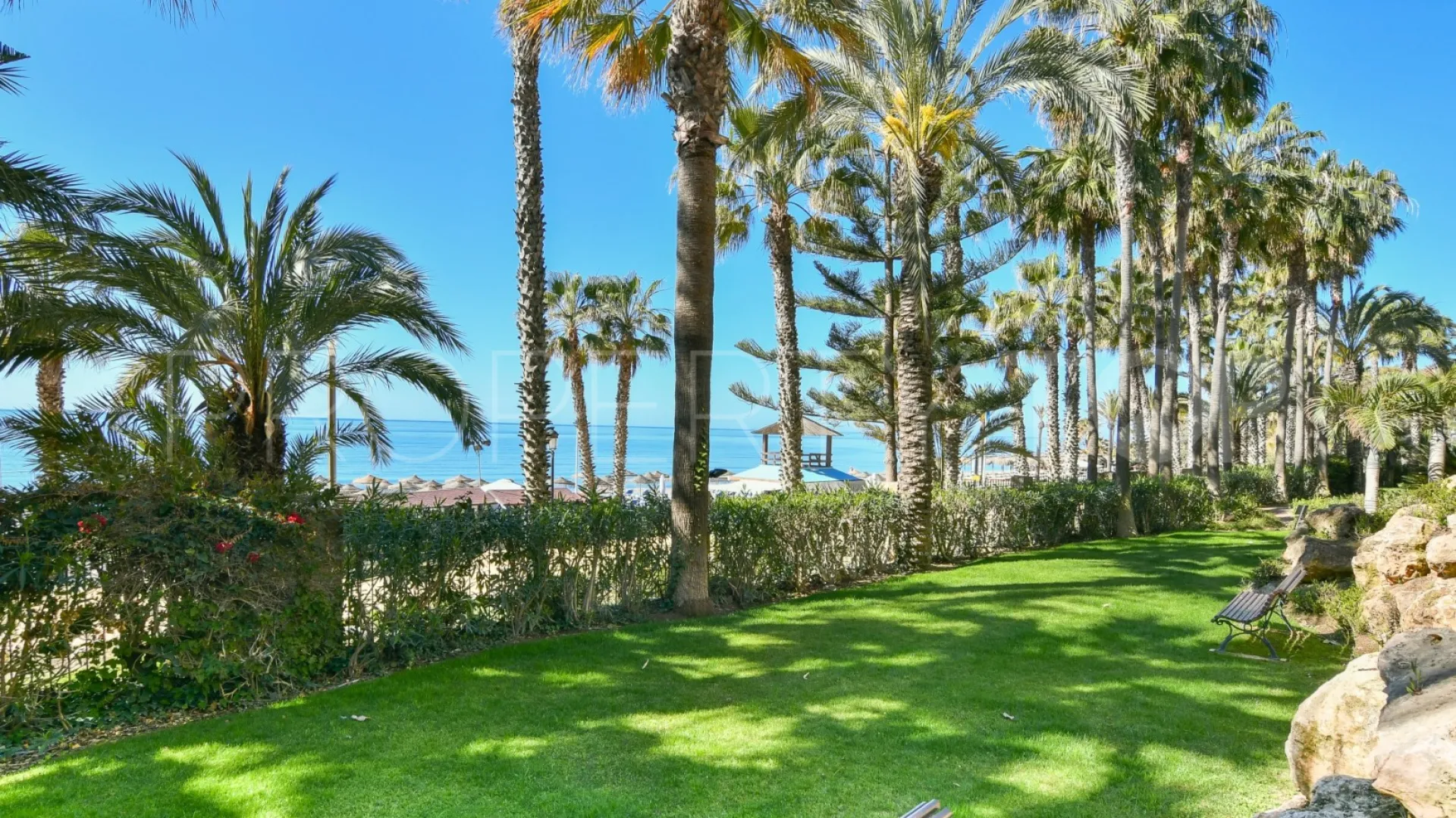 For sale Las Cañas Beach penthouse