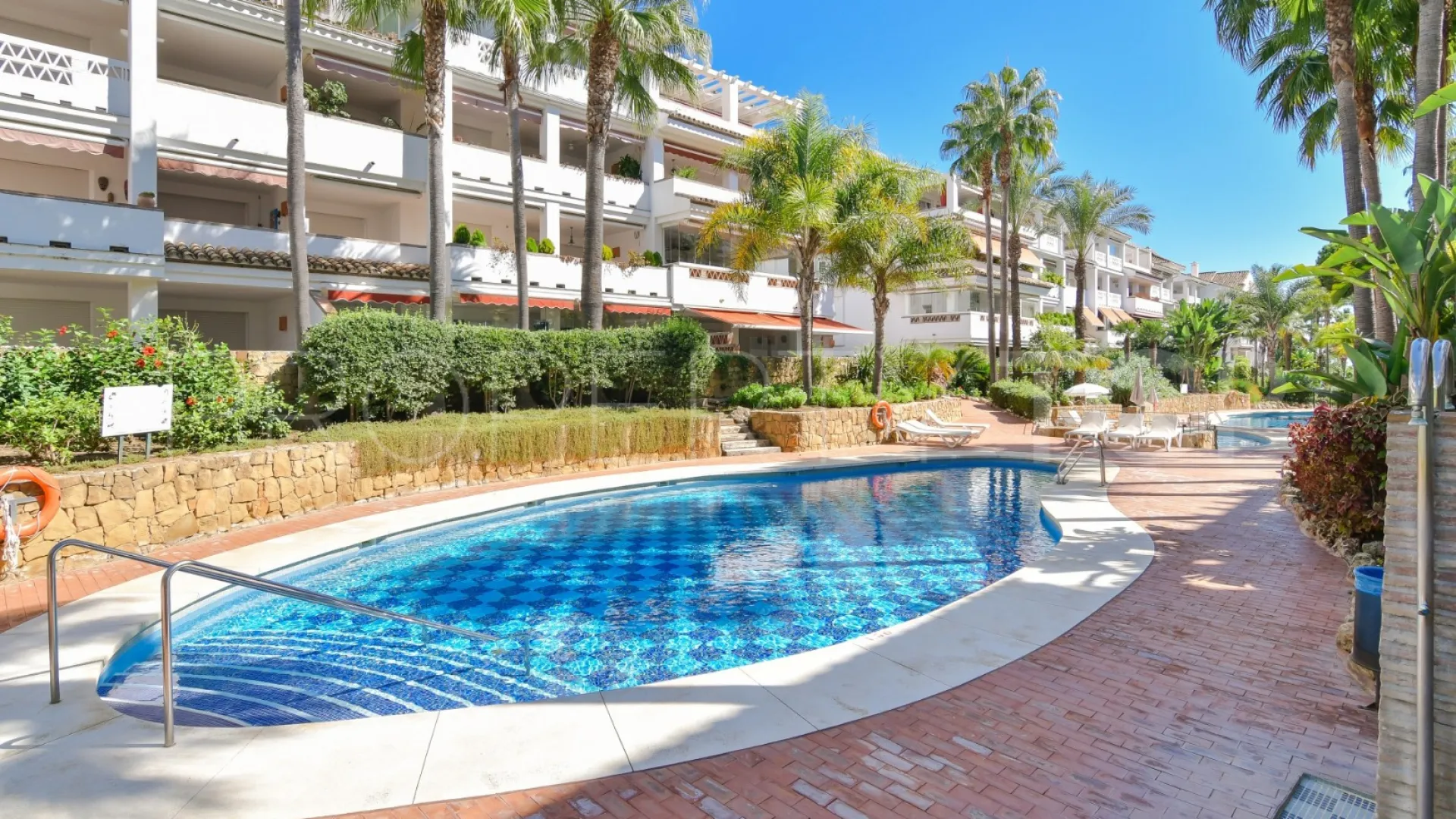 For sale Las Cañas Beach penthouse