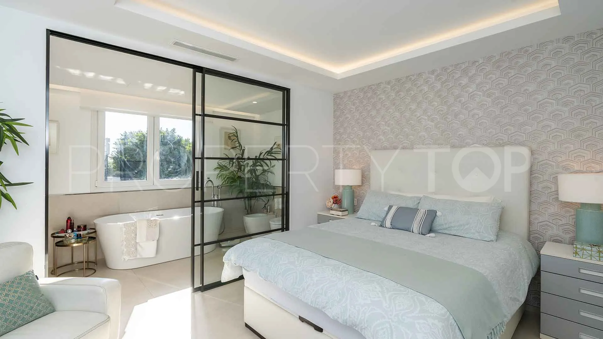 For sale Las Cañas Beach penthouse
