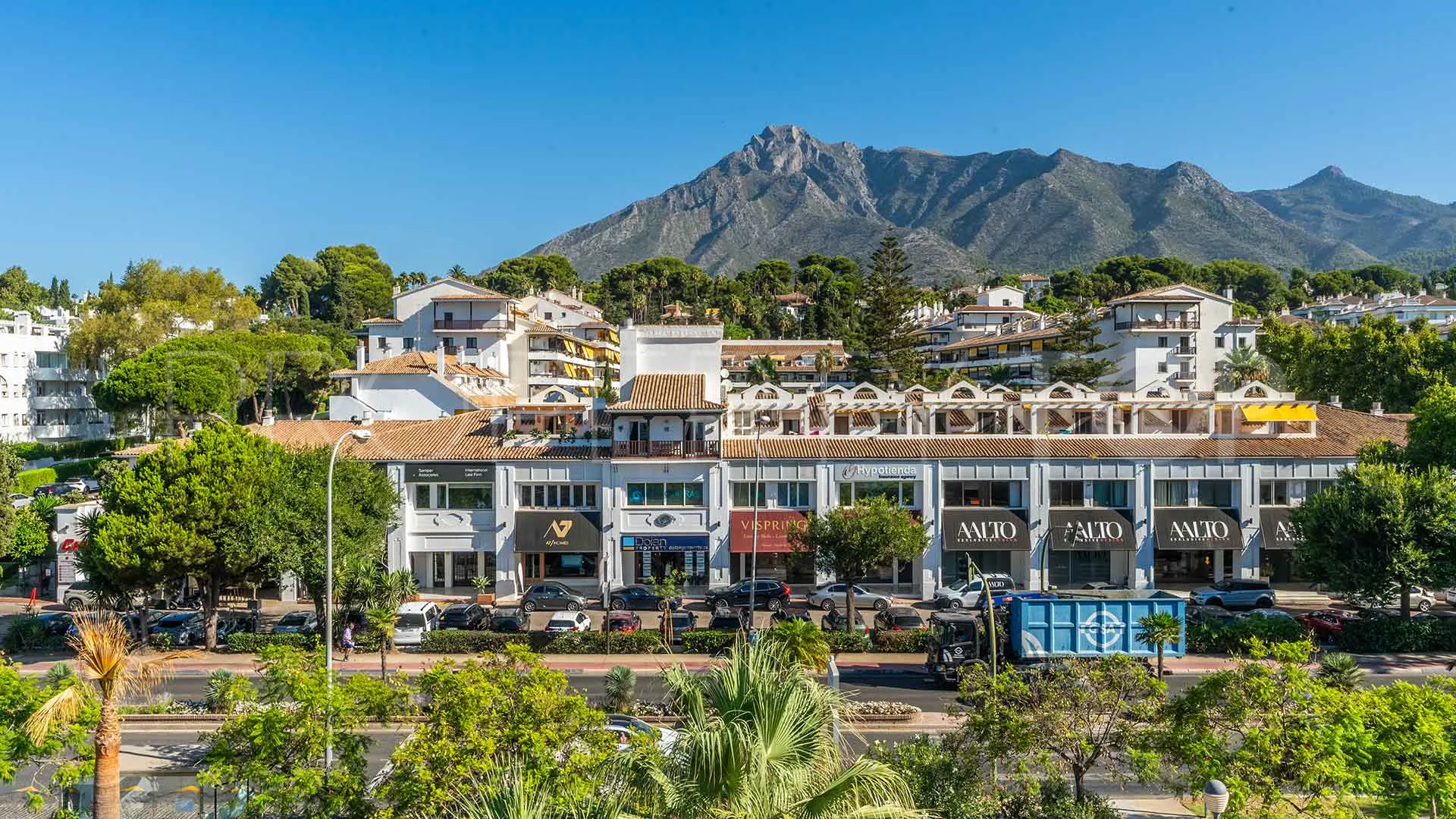 For sale Las Cañas Beach penthouse