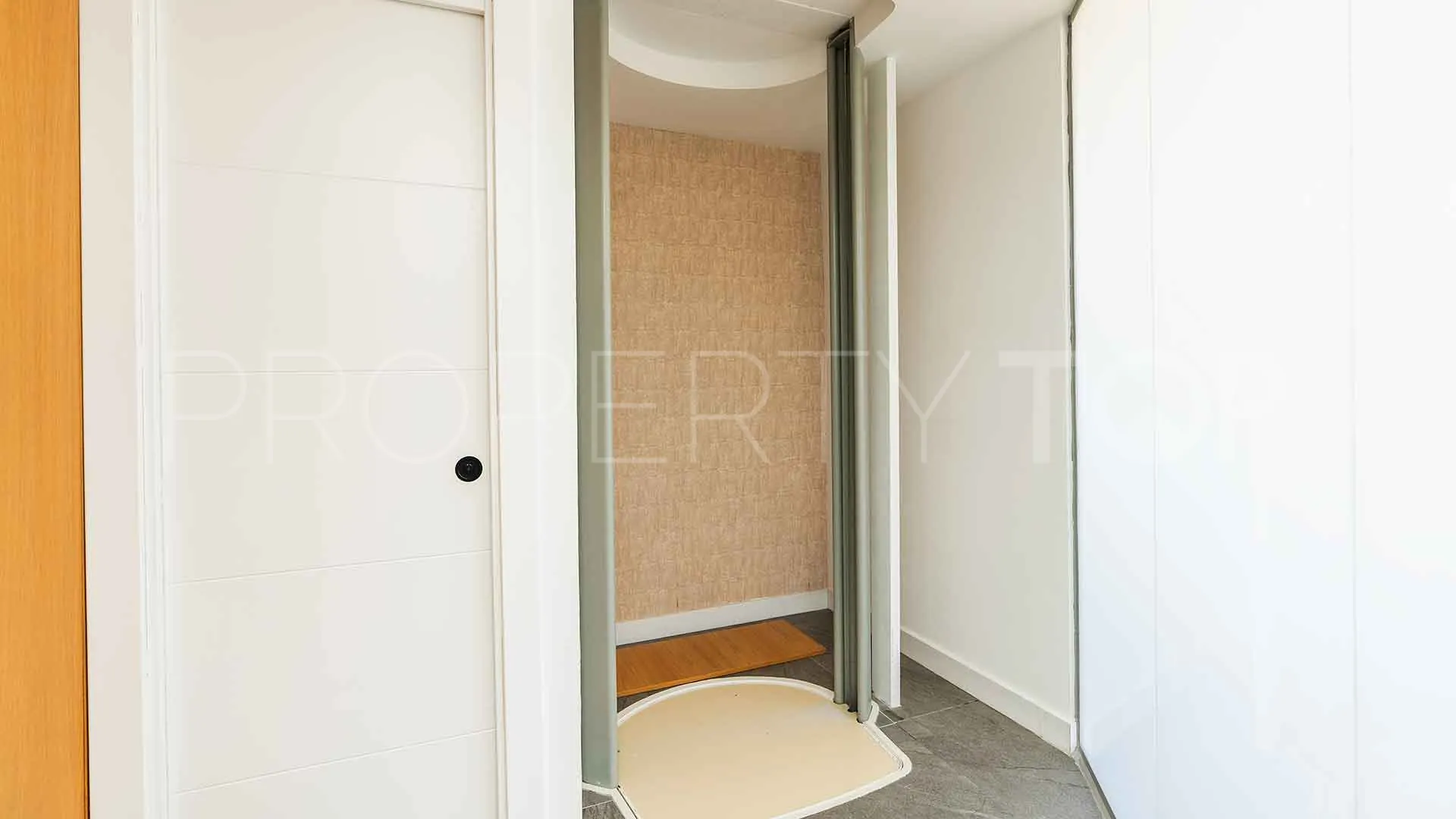Penthouse for sale in Playa de la Fontanilla with 1 bedroom