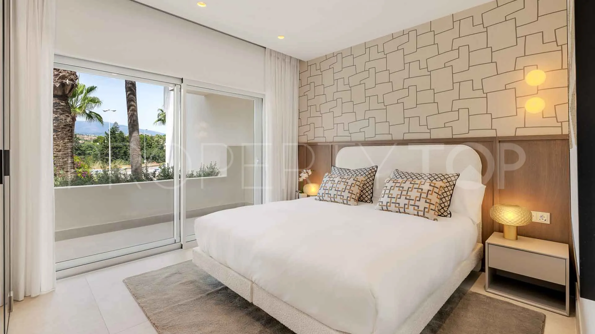 Se vende apartamento de 3 dormitorios en Bahía del Velerín