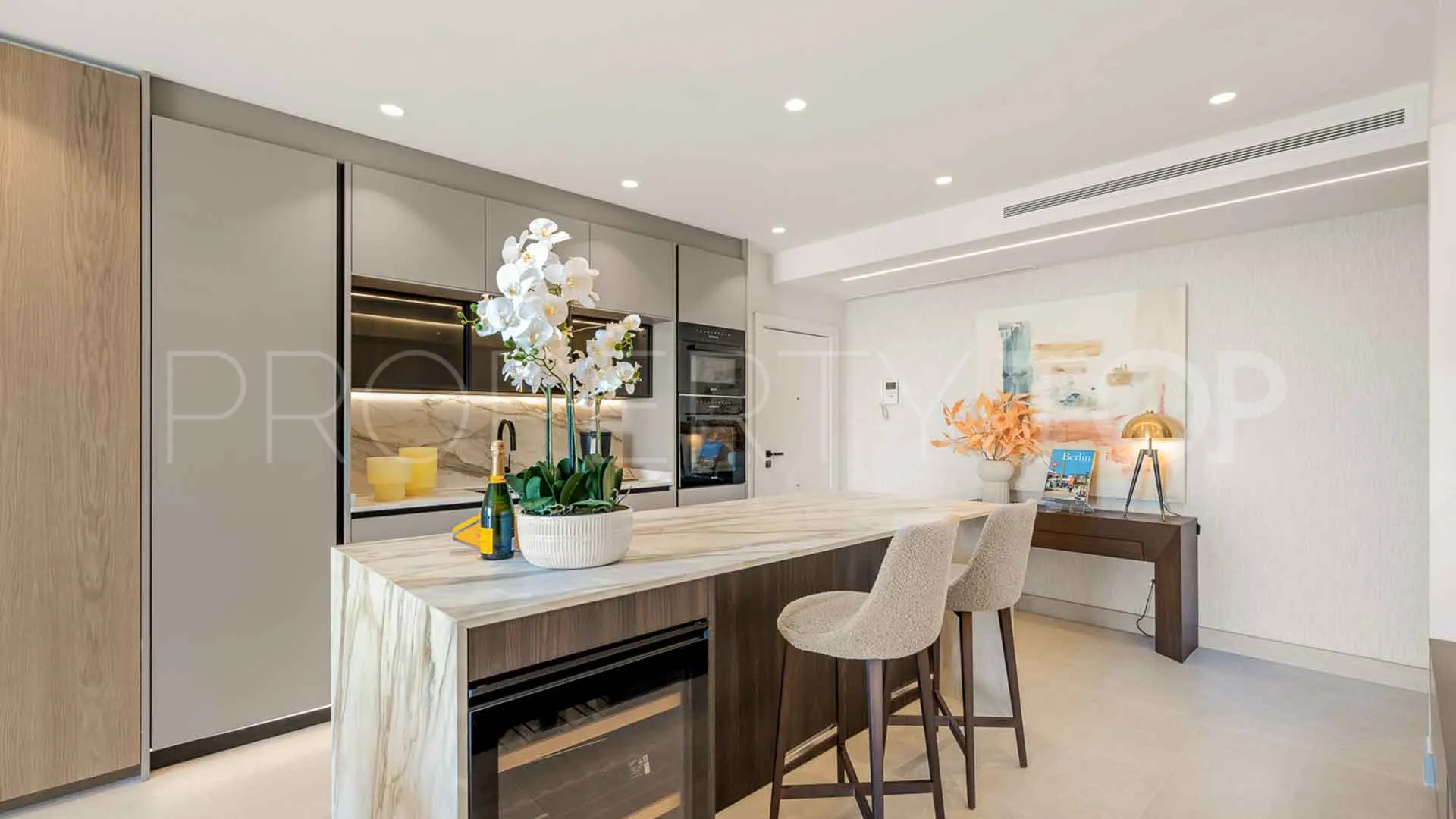 Se vende apartamento de 3 dormitorios en Bahía del Velerín