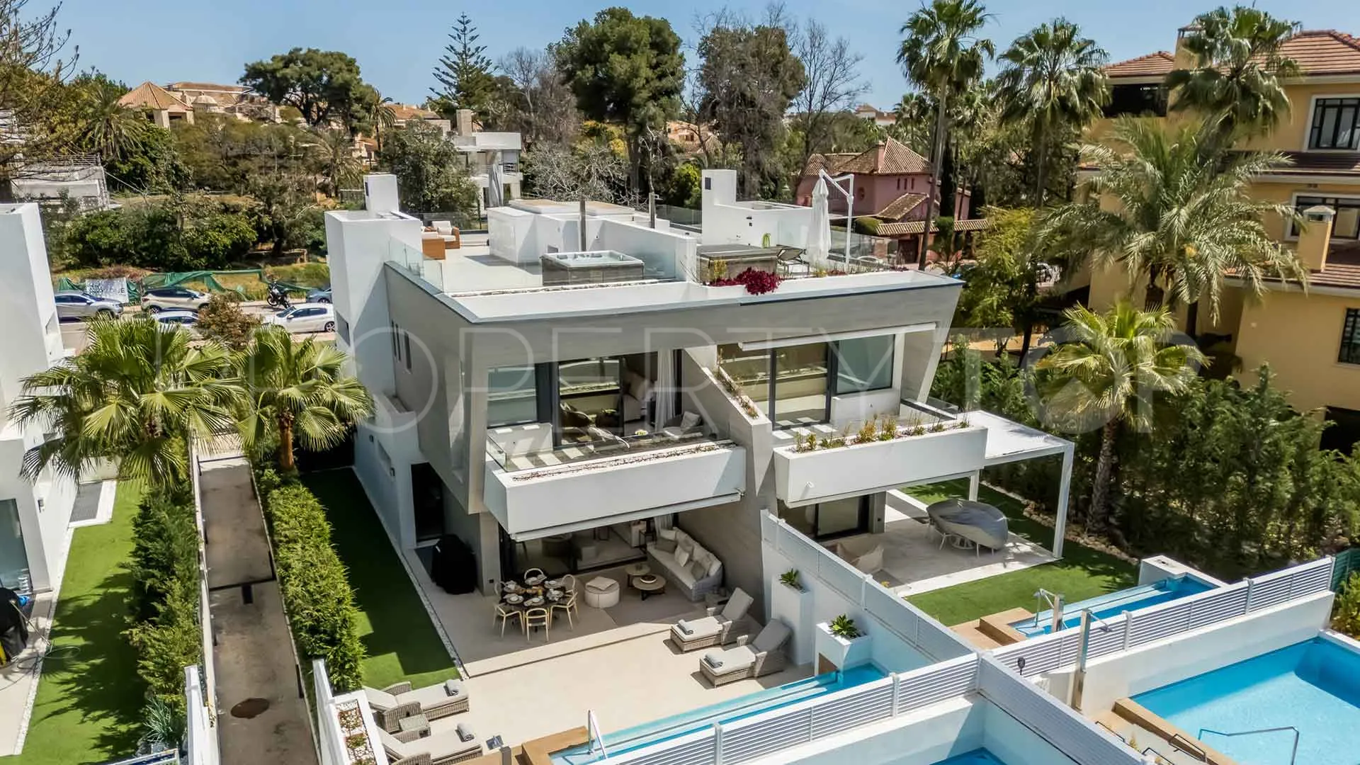 Marbella - Puerto Banus, villa pareada con 5 dormitorios a la venta