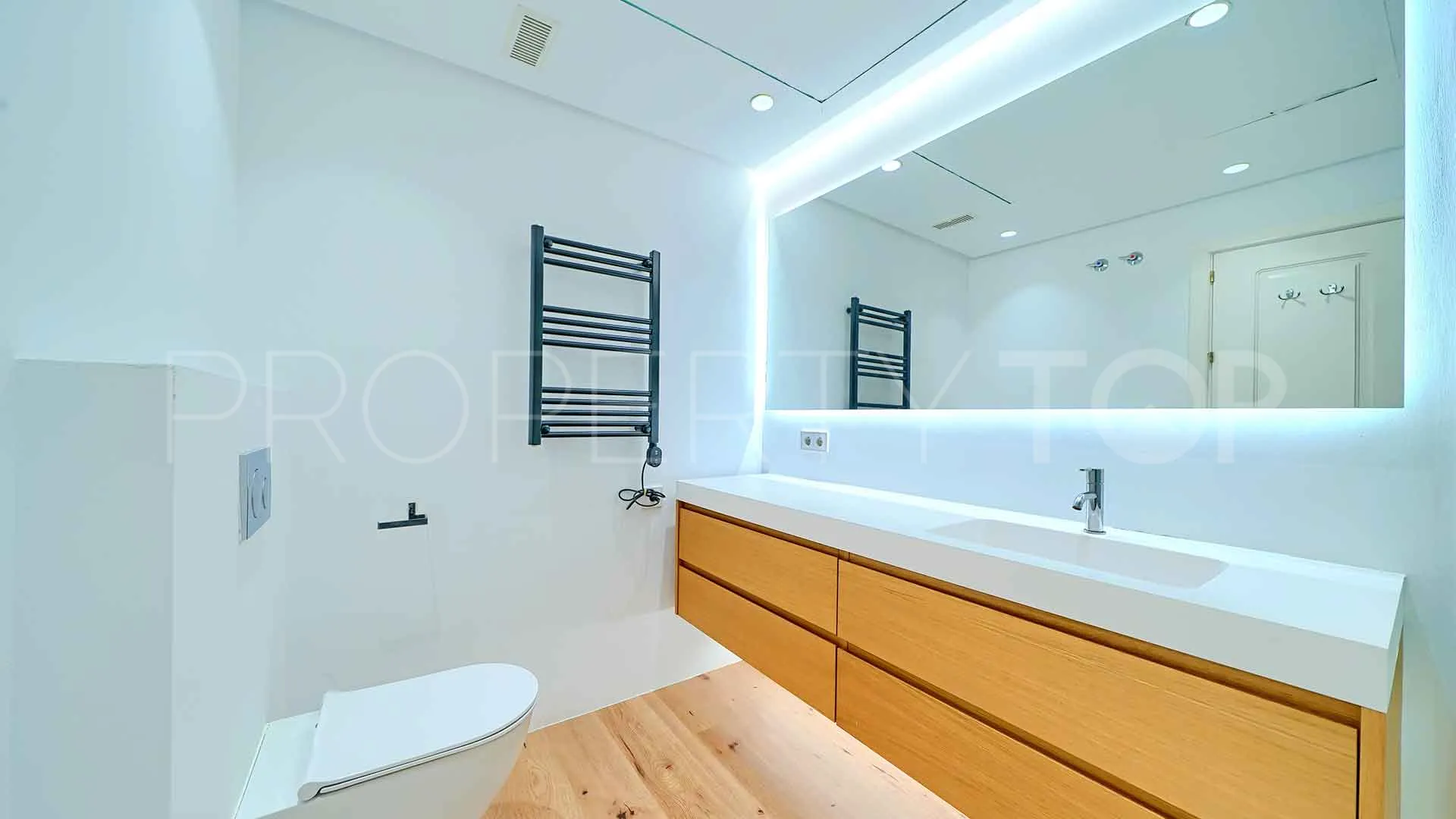 For sale Oasis de Nagüeles 4 bedrooms town house
