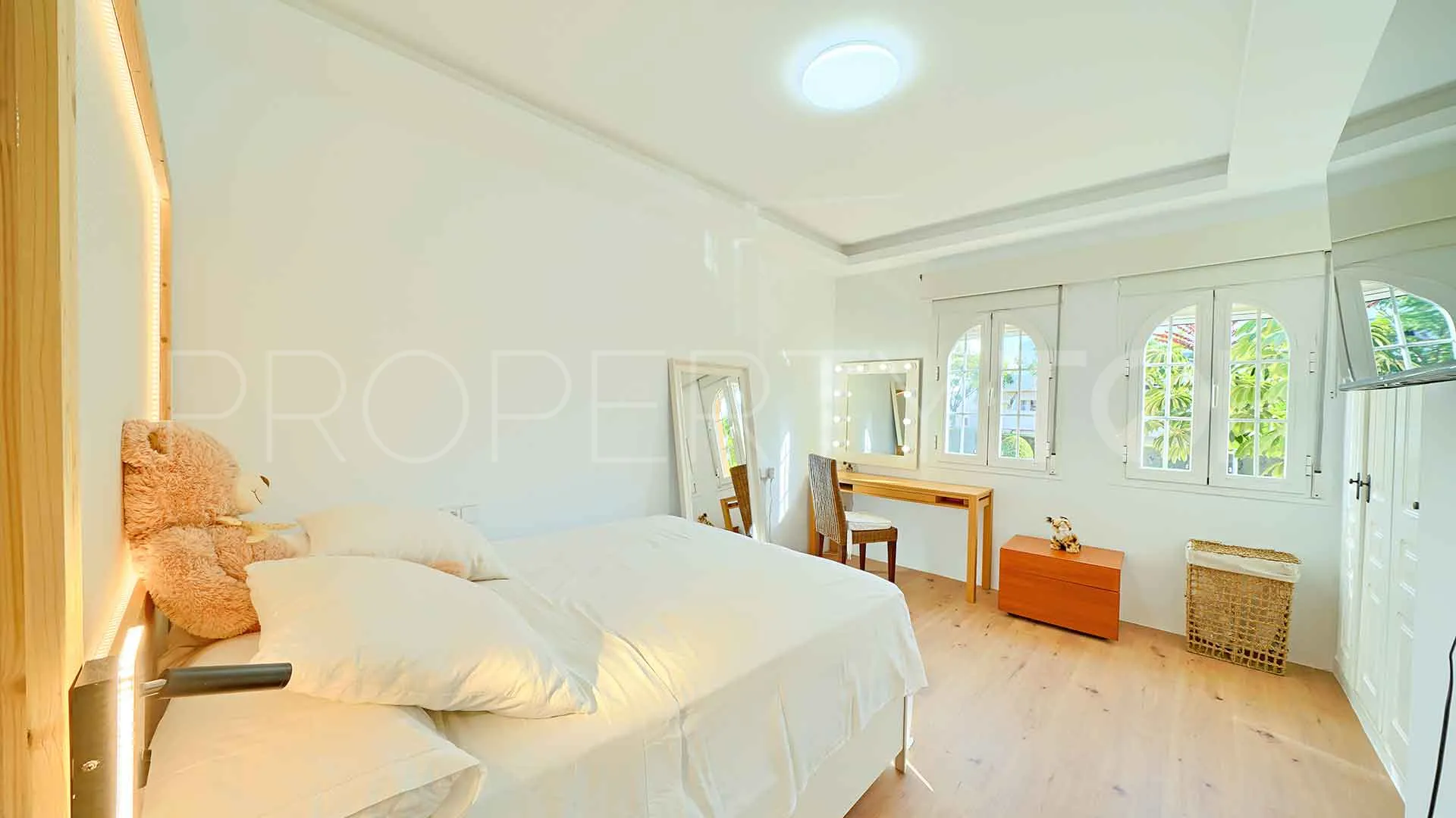For sale Oasis de Nagüeles 4 bedrooms town house