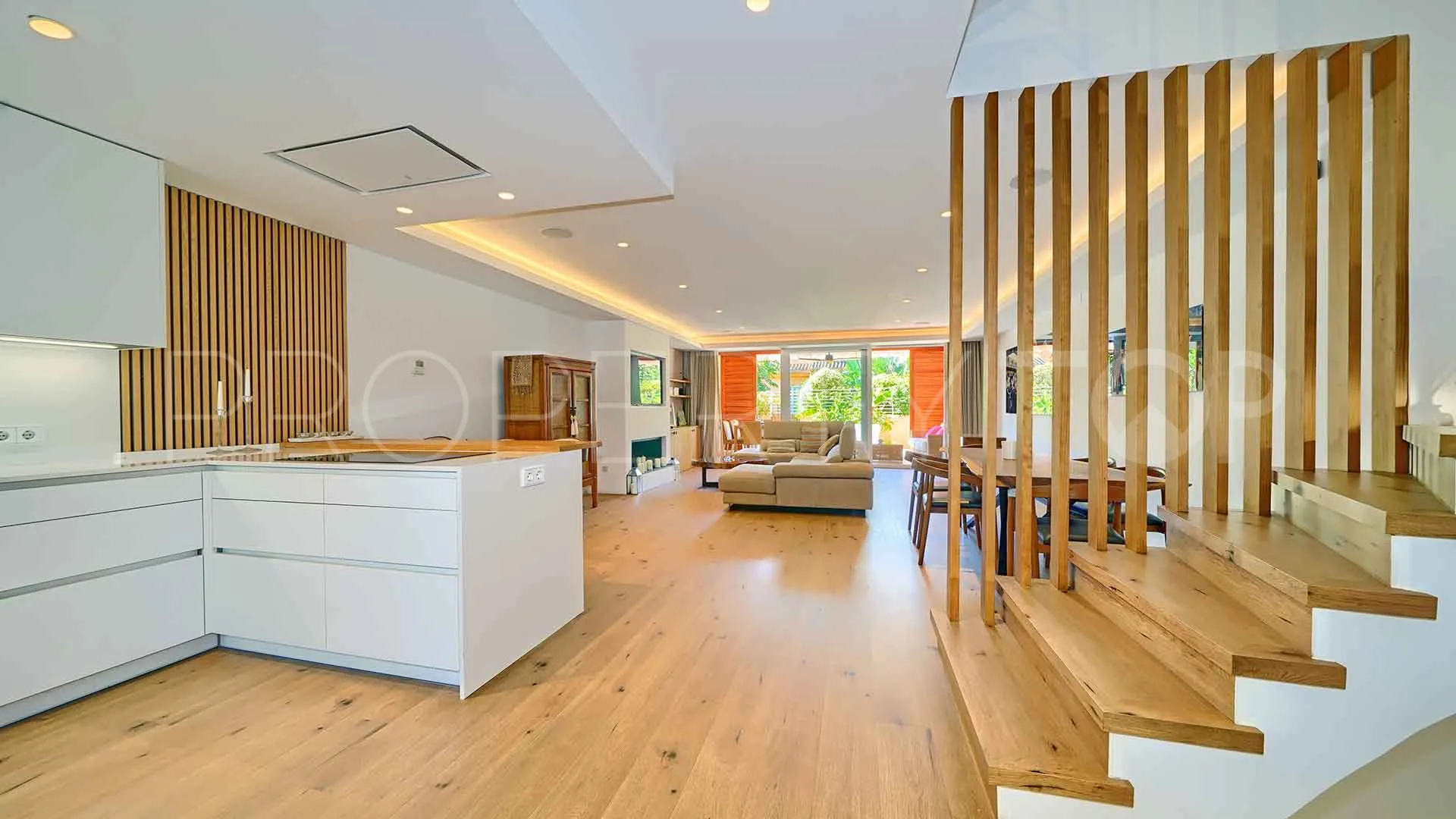 For sale Oasis de Nagüeles 4 bedrooms town house