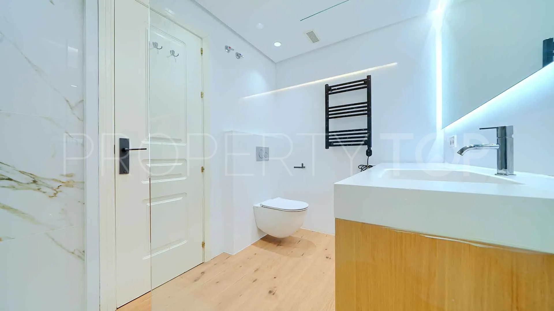 For sale Oasis de Nagüeles 4 bedrooms town house
