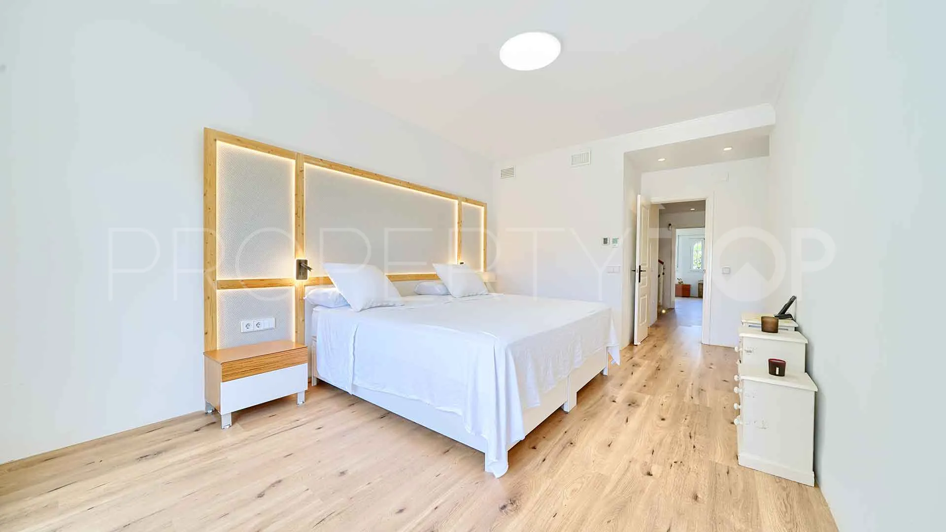 For sale Oasis de Nagüeles 4 bedrooms town house