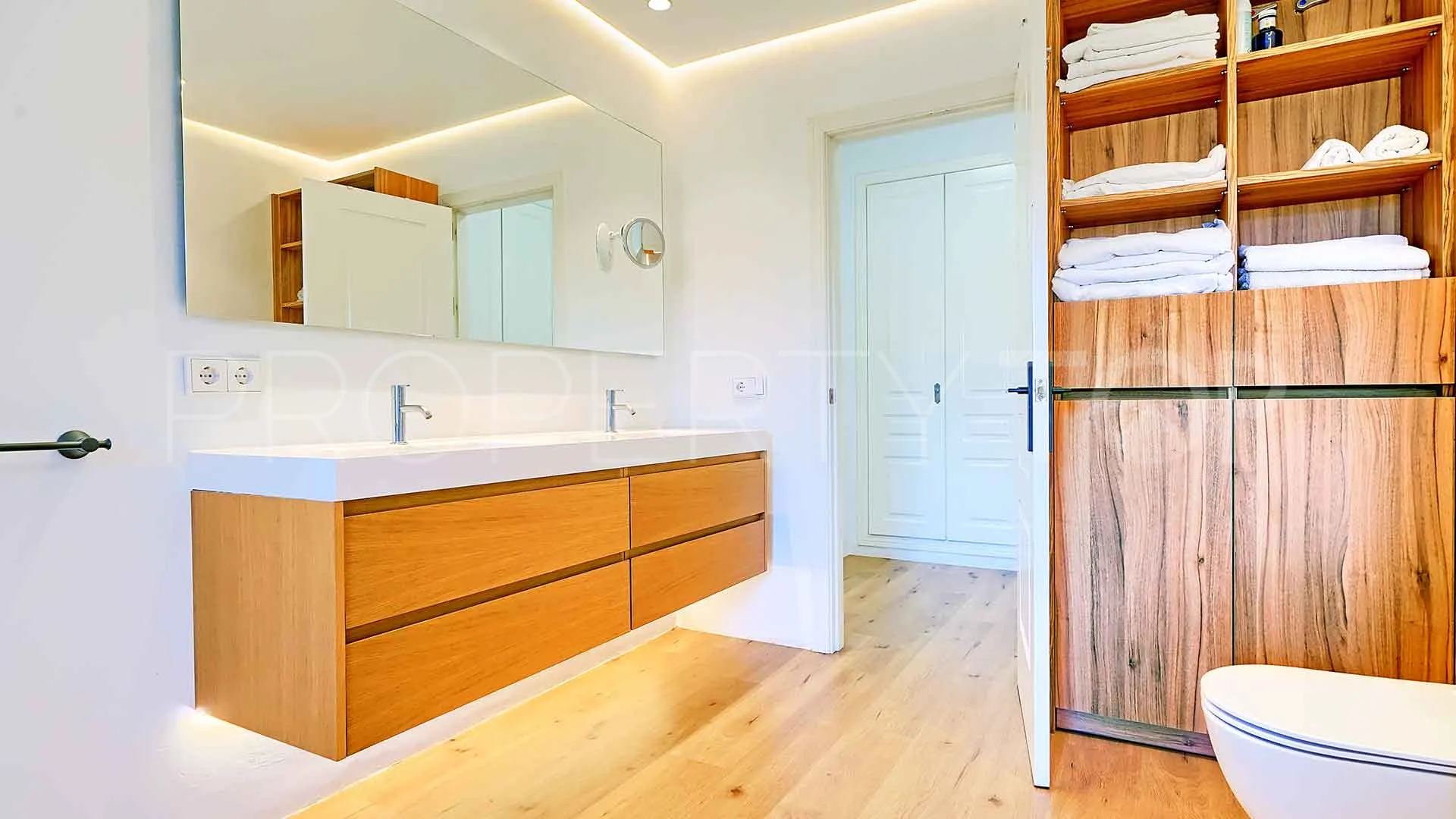 For sale Oasis de Nagüeles 4 bedrooms town house