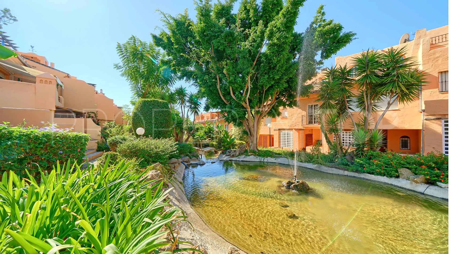 For sale Oasis de Nagüeles 4 bedrooms town house