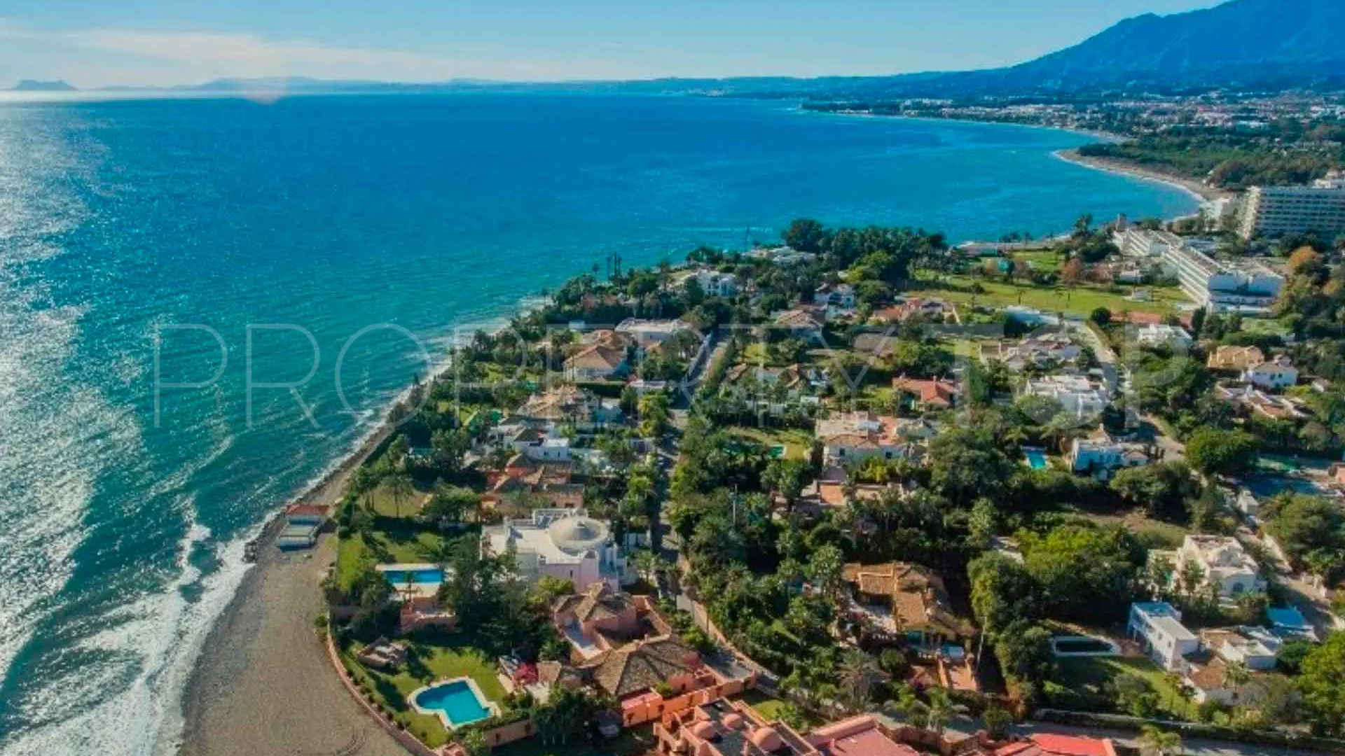 Plot for sale in Guadalmina Alta