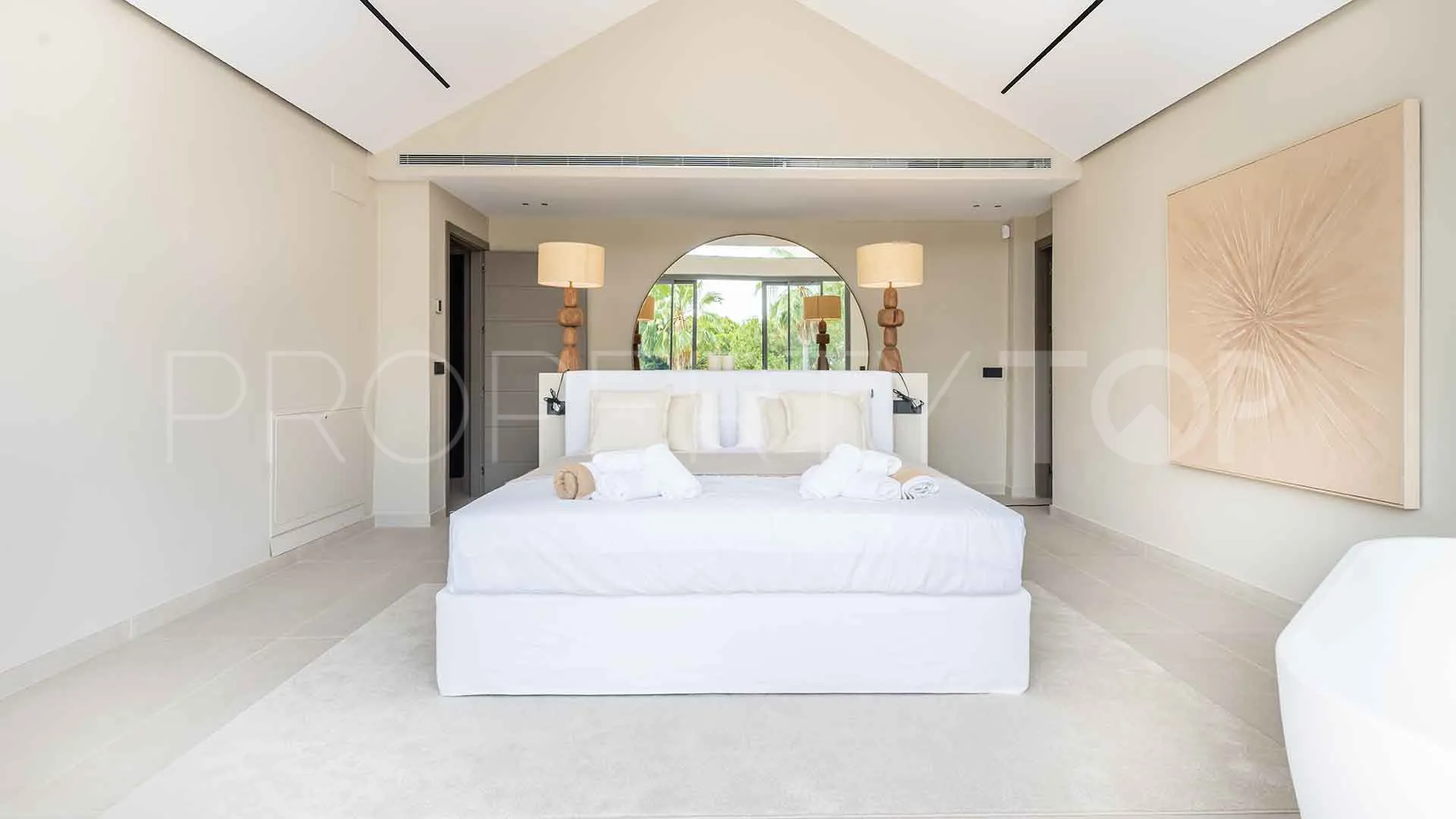 For sale villa with 5 bedrooms in Atalaya Golf